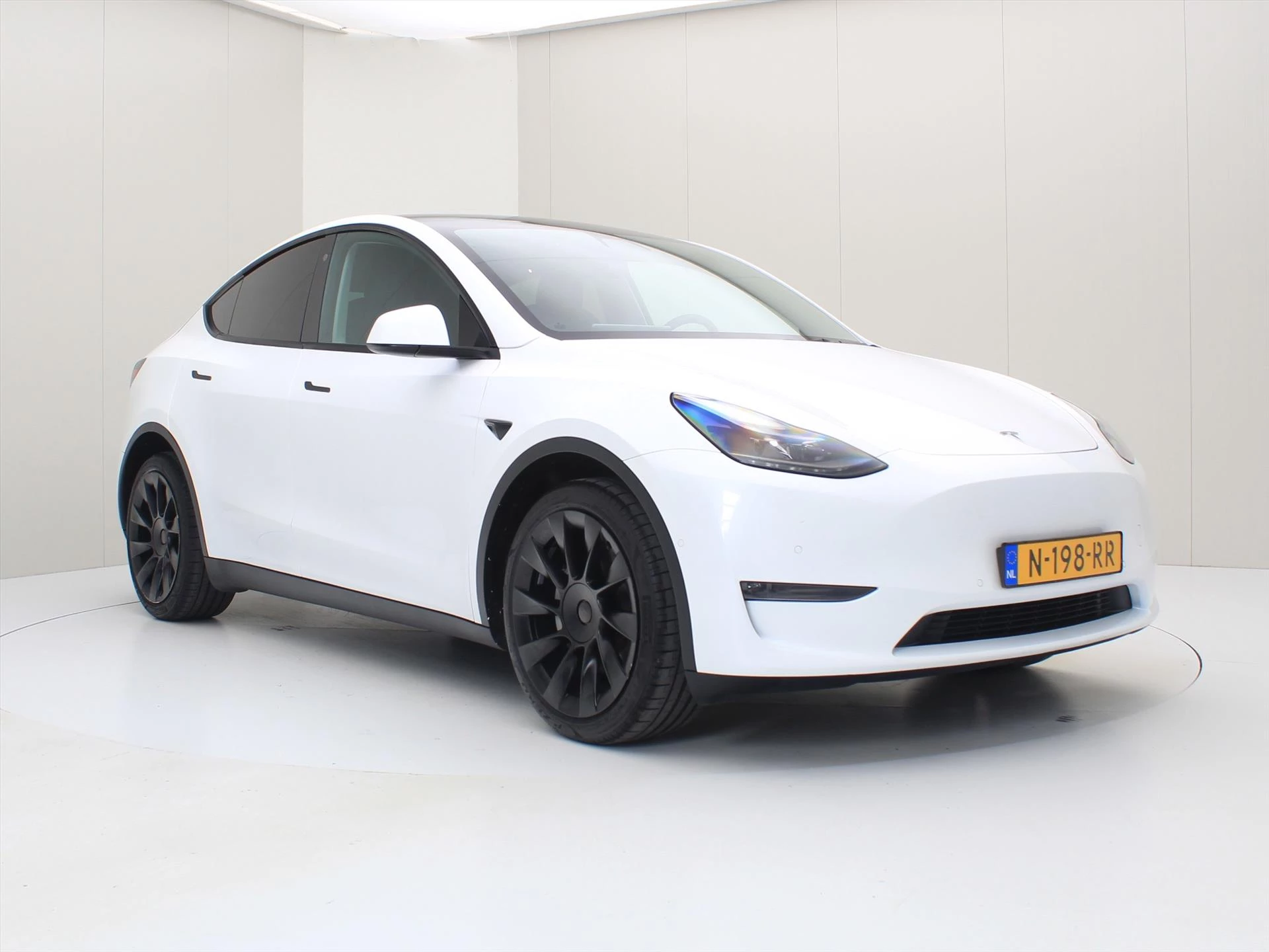 Hoofdafbeelding Tesla Model Y