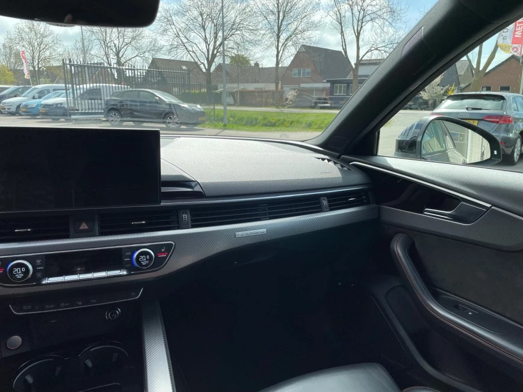 Hoofdafbeelding Audi RS4