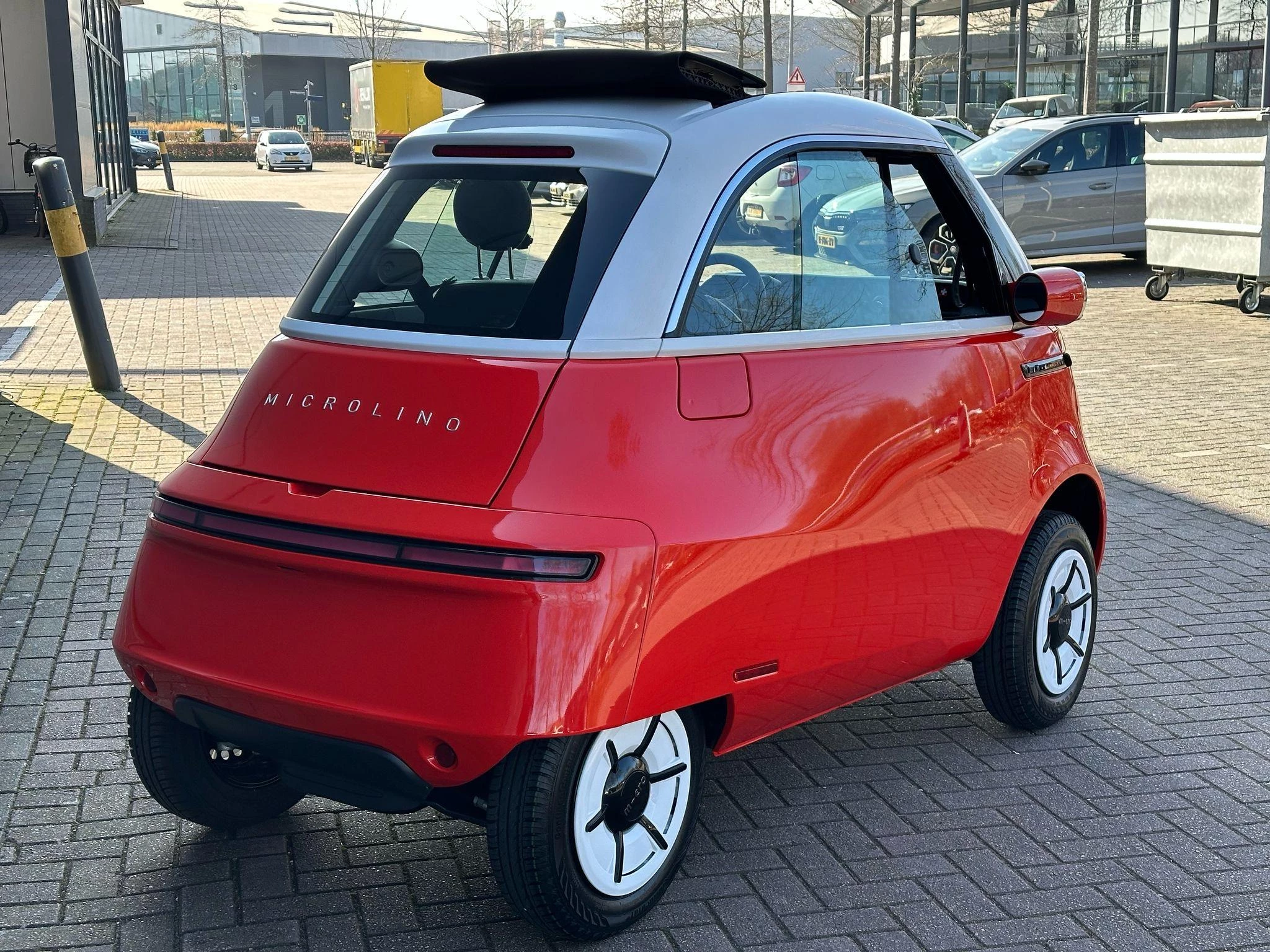 Hoofdafbeelding Microlino Competizione