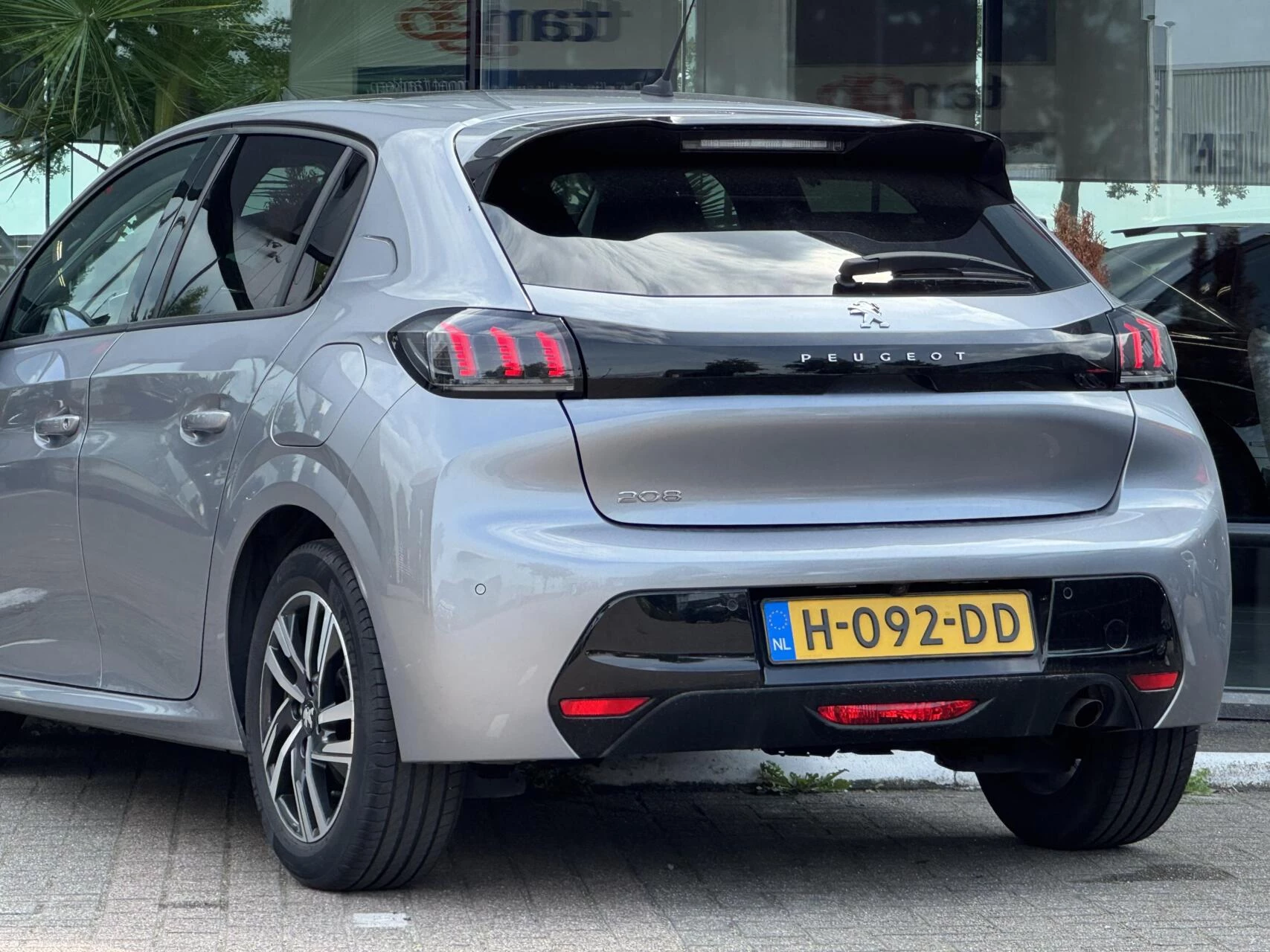 Hoofdafbeelding Peugeot 208