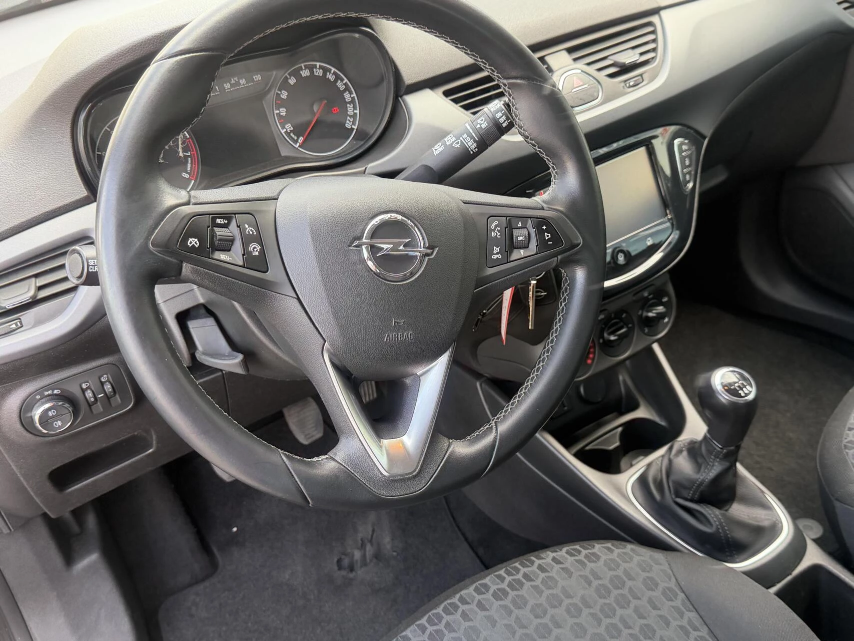 Hoofdafbeelding Opel Corsa