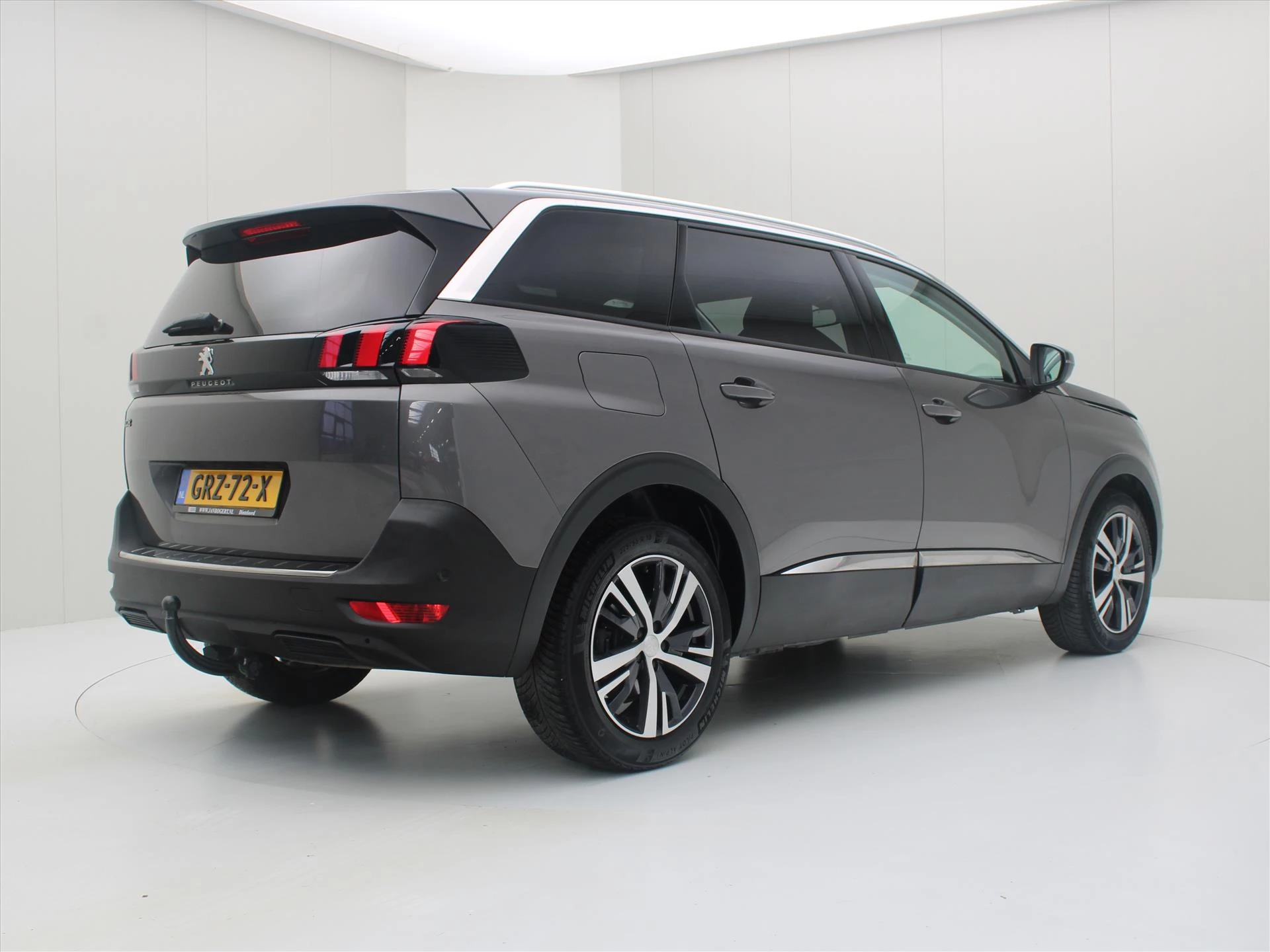 Hoofdafbeelding Peugeot 5008