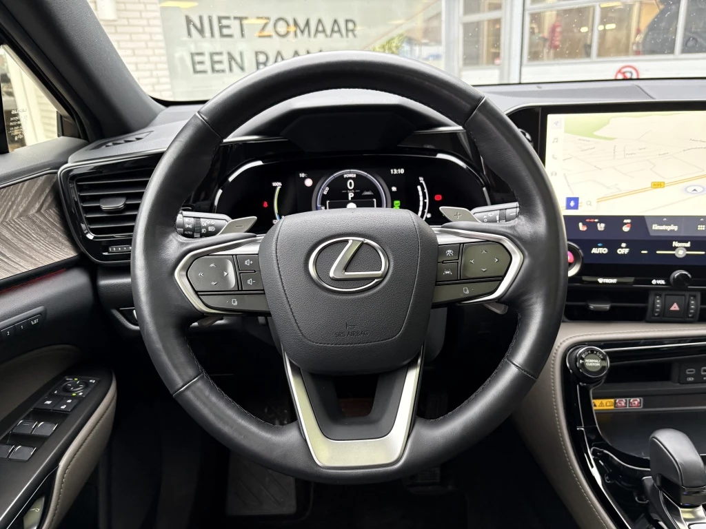 Hoofdafbeelding Lexus NX
