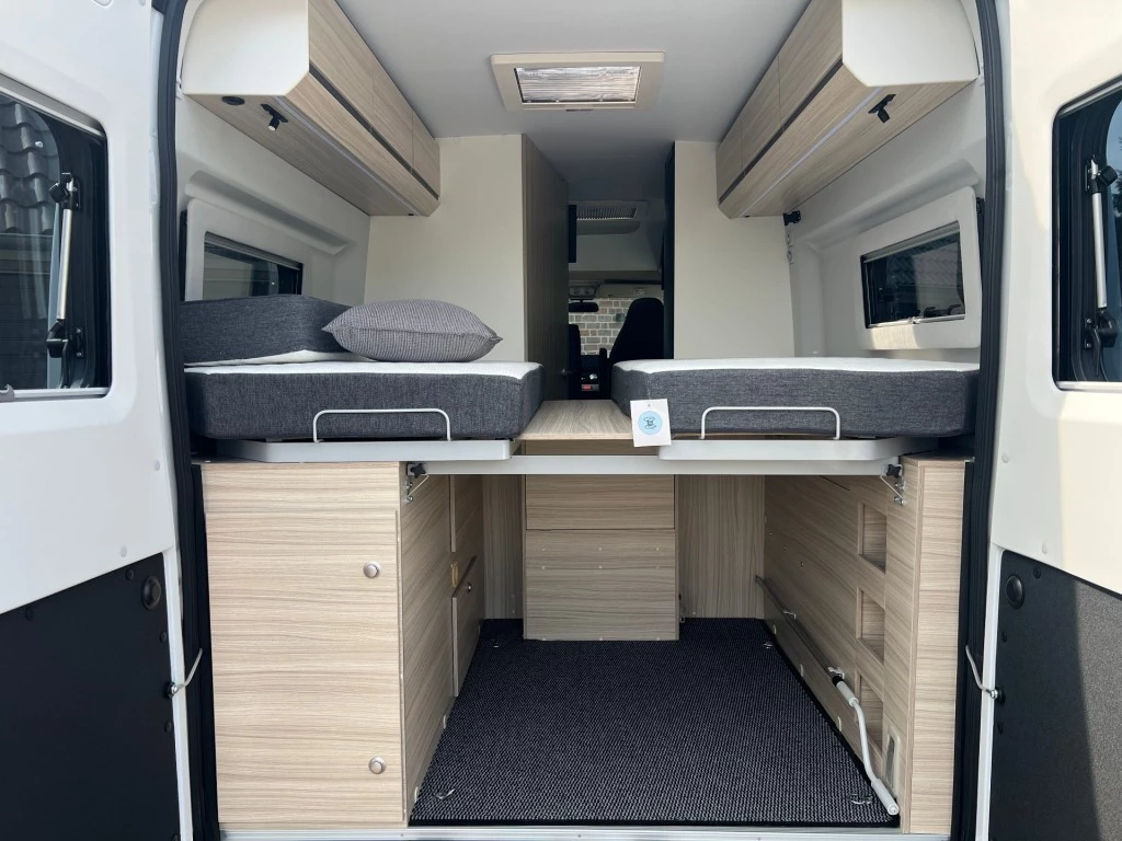 Hoofdafbeelding Adria Twin Axess 640 Sl