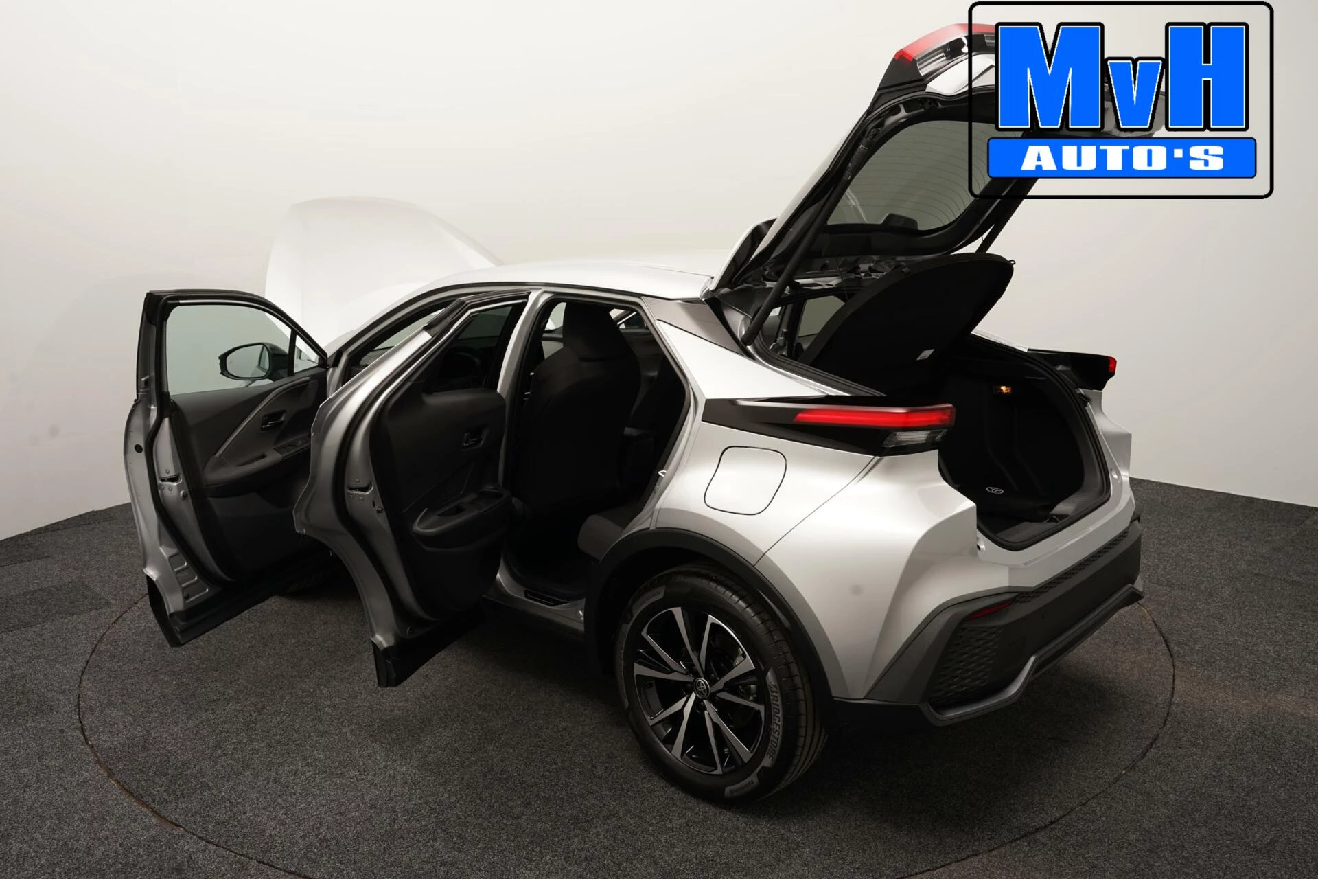 Hoofdafbeelding Toyota C-HR