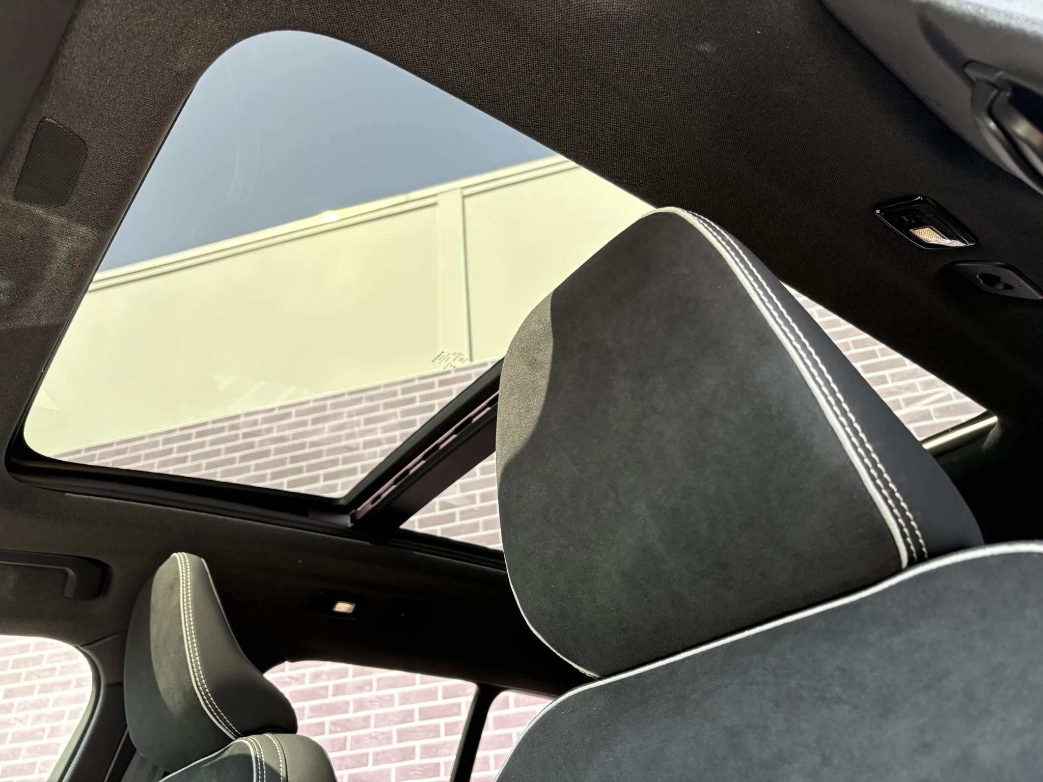 Hoofdafbeelding Volvo EX40