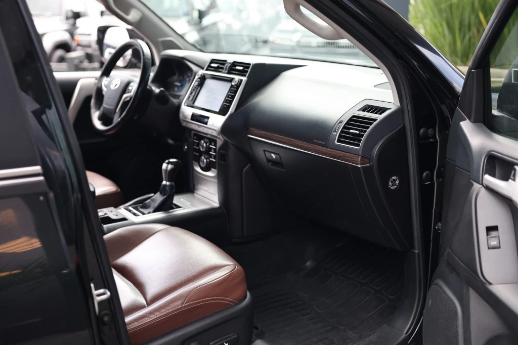 Hoofdafbeelding Toyota Land Cruiser