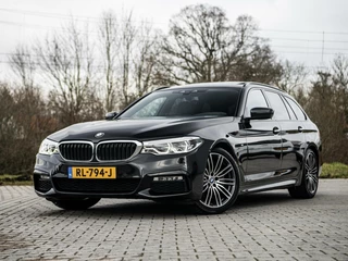 BMW 5-serie Touring 520d 191PK M-Sport Panorama Leder Led Sportstoelen Origineel NL