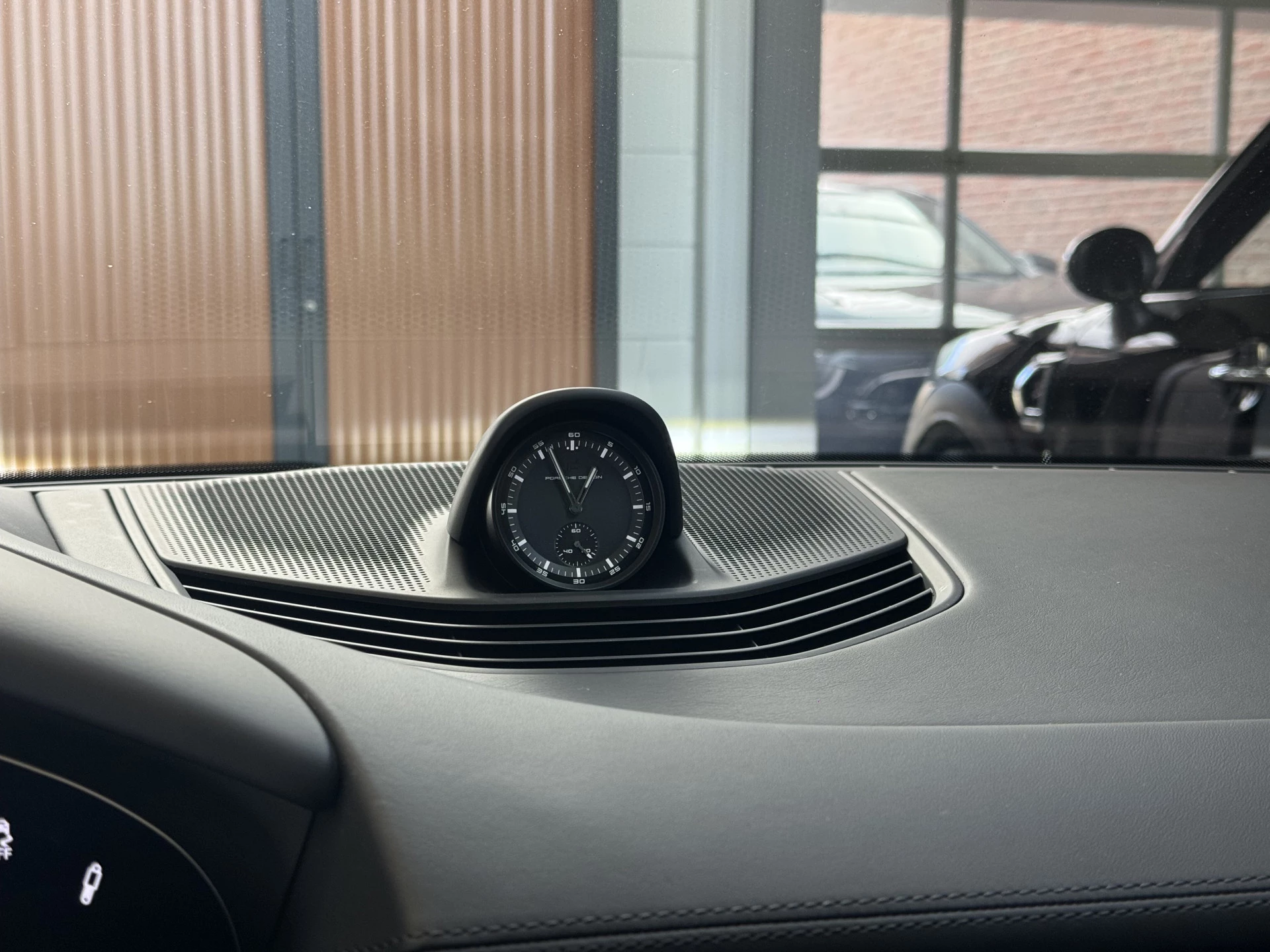 Hoofdafbeelding Porsche Taycan