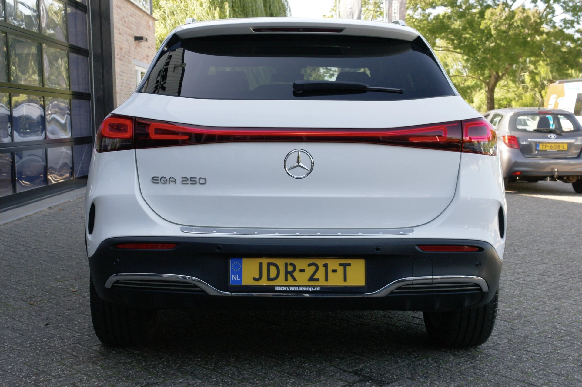 Hoofdafbeelding Mercedes-Benz EQA