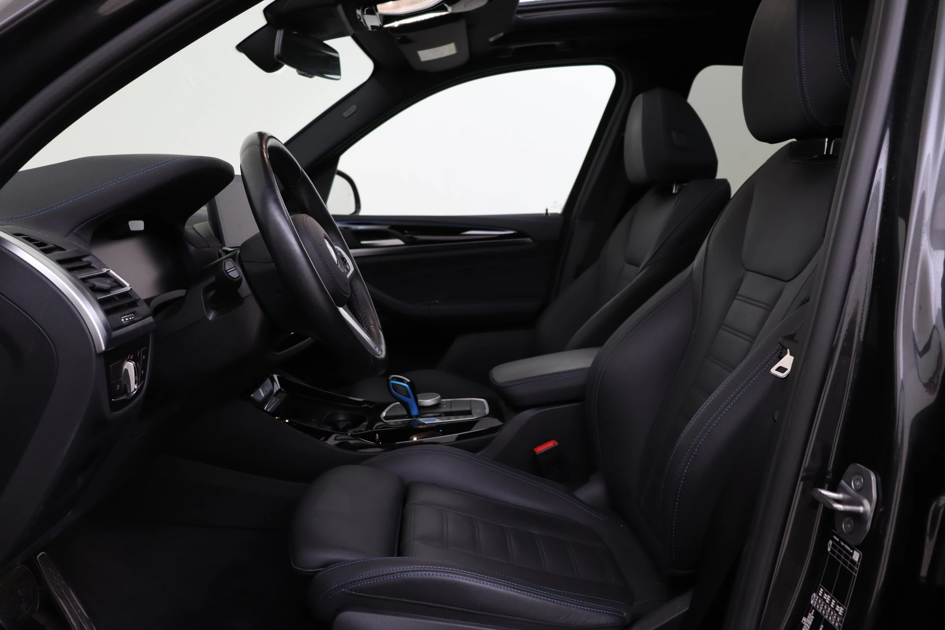 Hoofdafbeelding BMW iX3