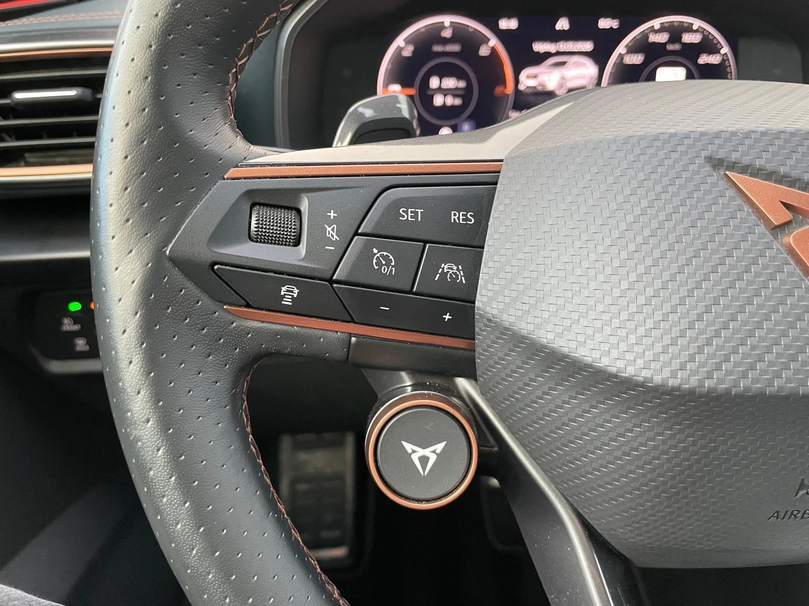 Hoofdafbeelding CUPRA Formentor