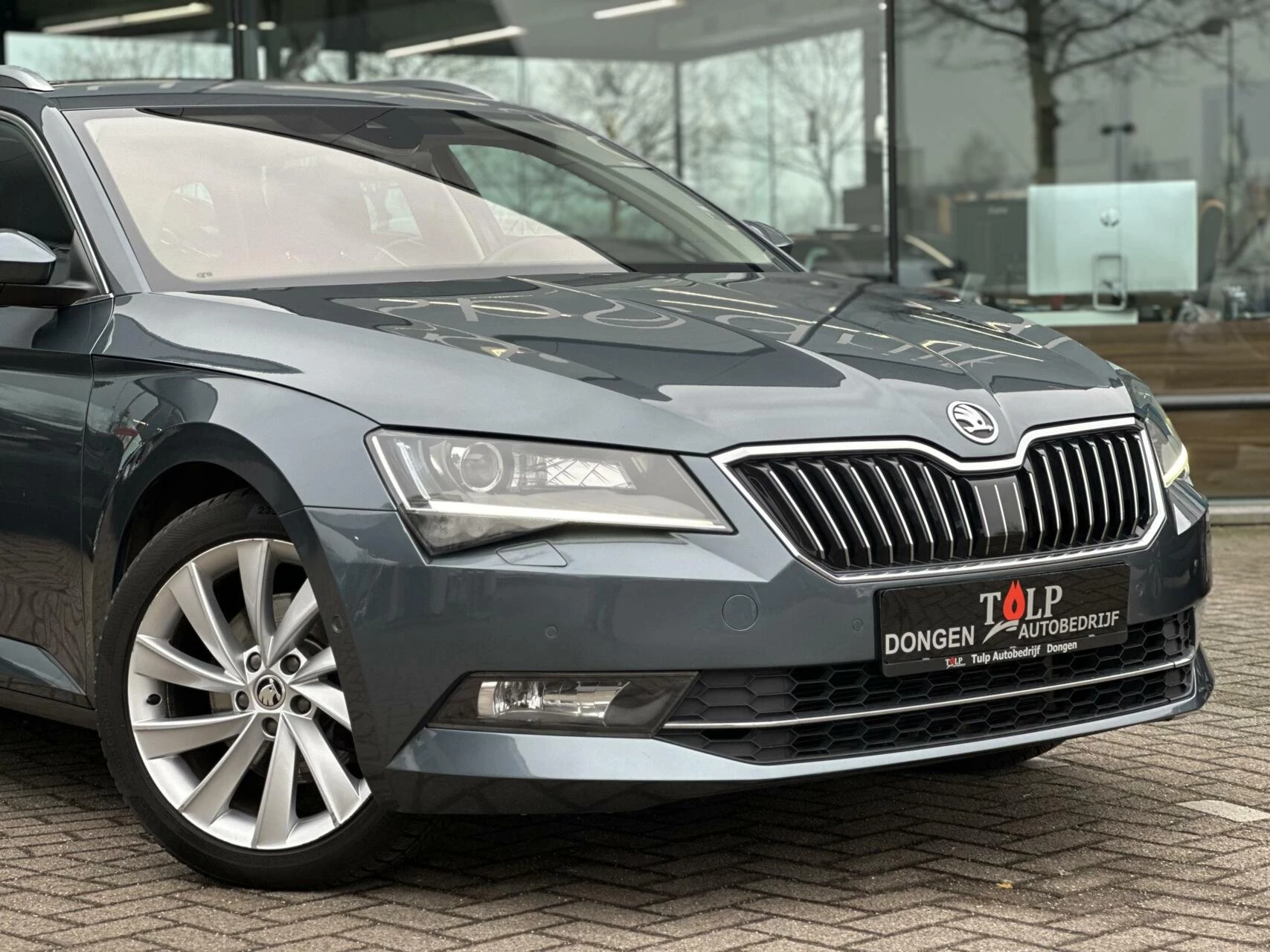 Hoofdafbeelding Škoda Superb