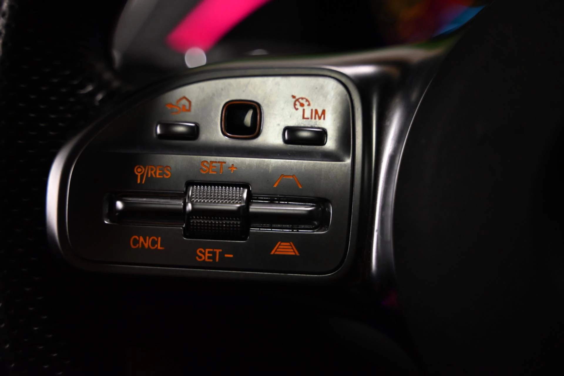 Hoofdafbeelding Mercedes-Benz EQC