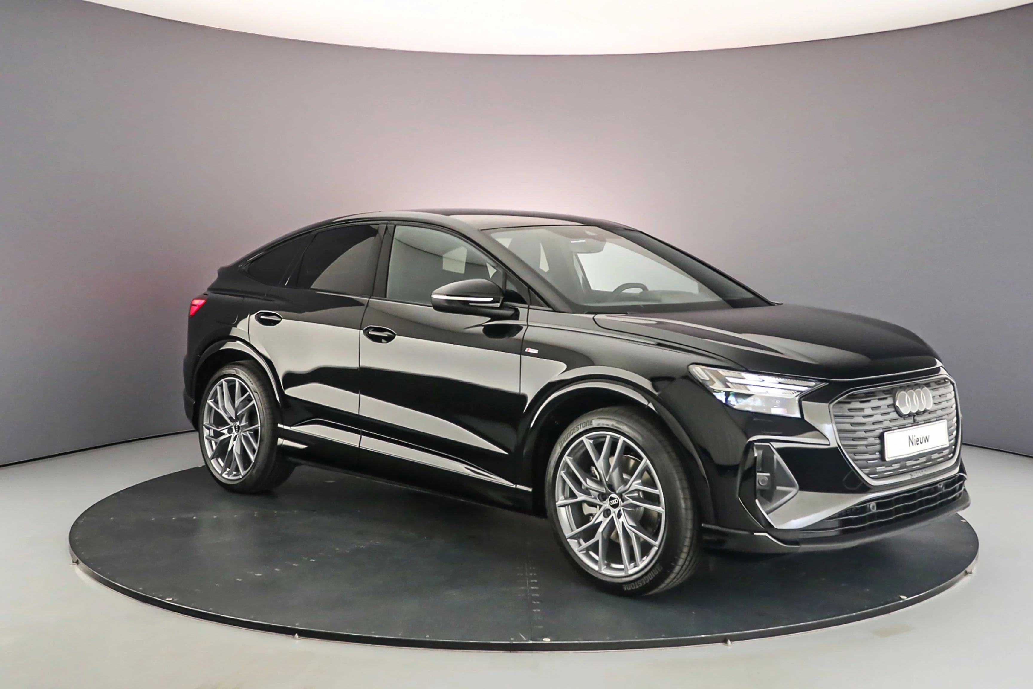 Hoofdafbeelding Audi Q4 e-tron