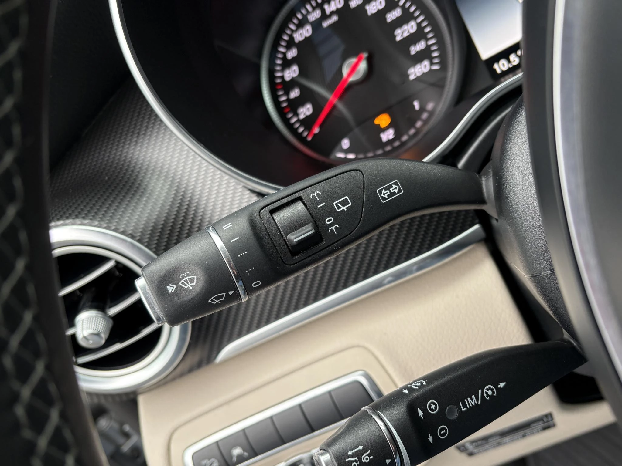 Hoofdafbeelding Mercedes-Benz Marco Polo