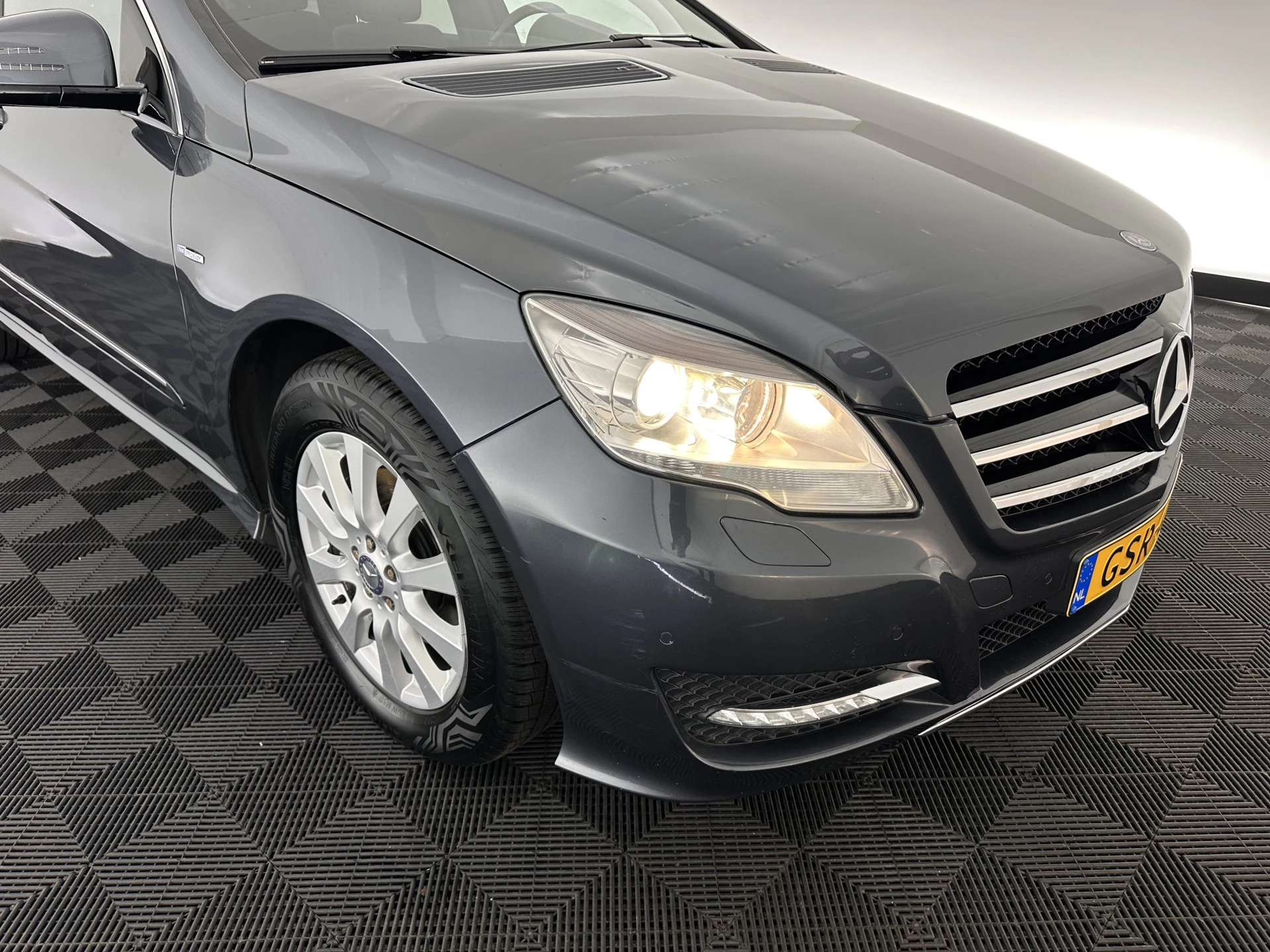 Hoofdafbeelding Mercedes-Benz R-Klasse