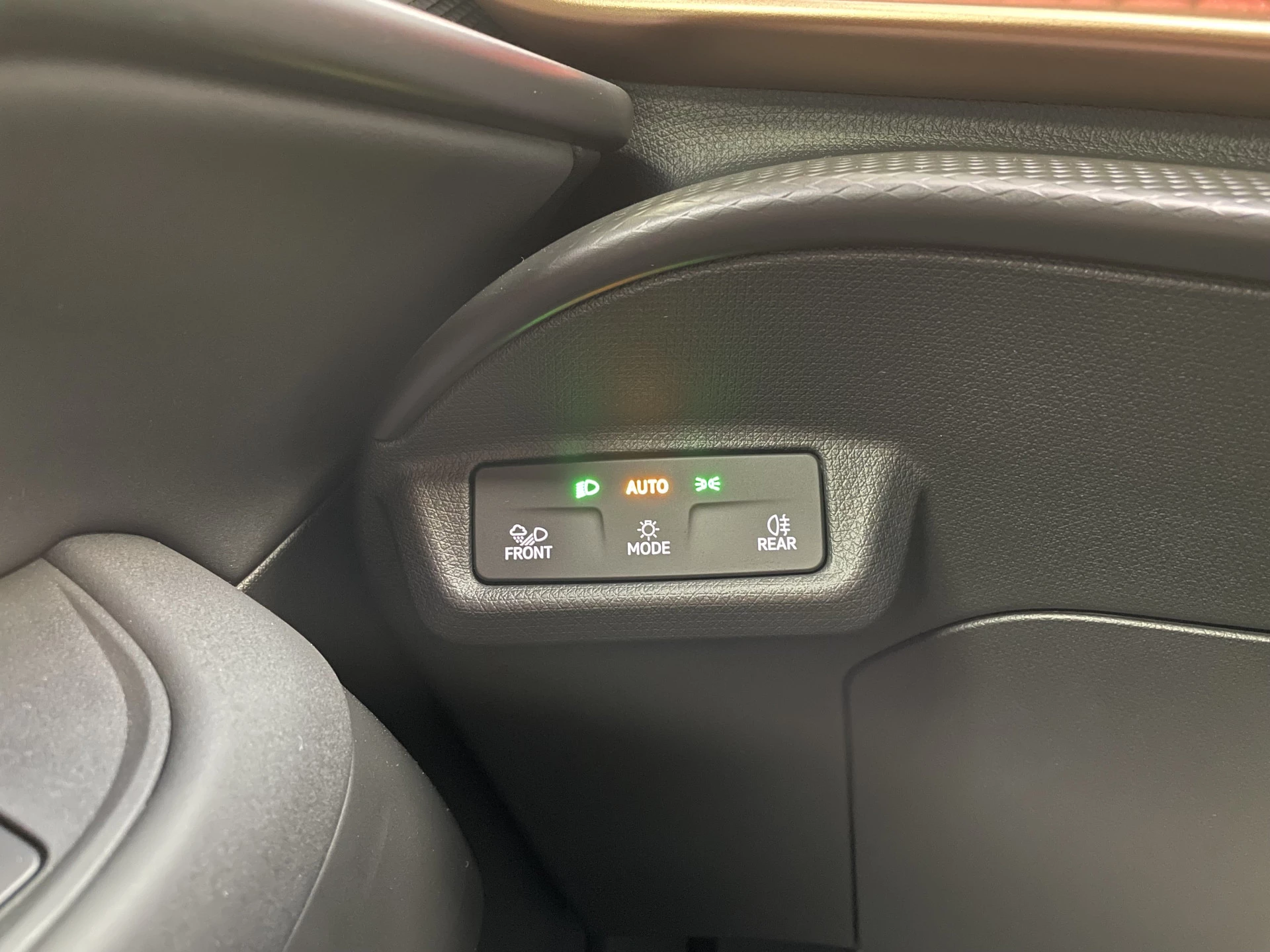 Hoofdafbeelding CUPRA Tavascan