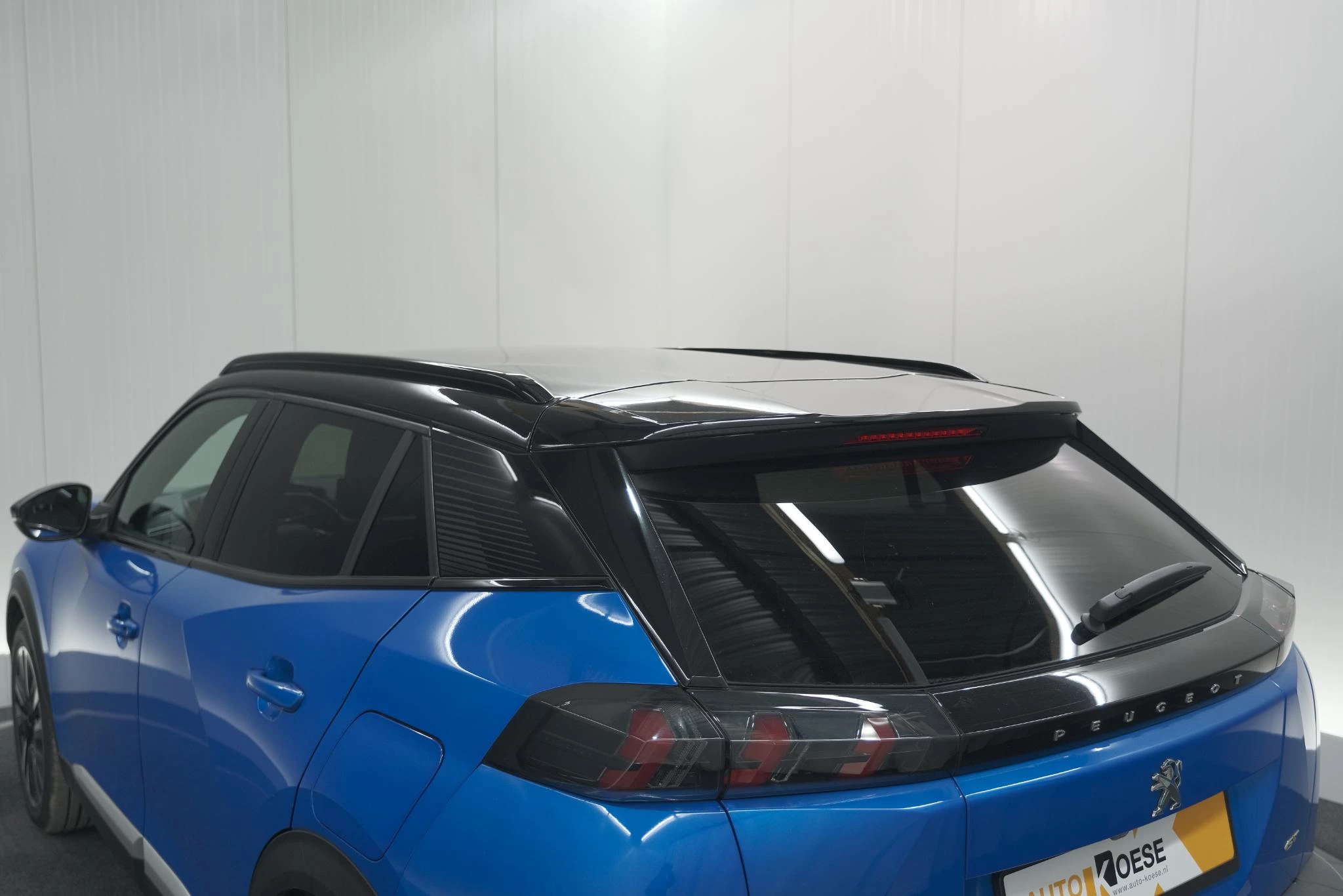 Hoofdafbeelding Peugeot e-2008