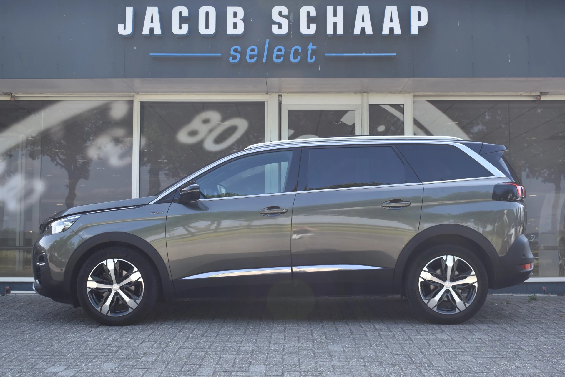 Hoofdafbeelding Peugeot 5008