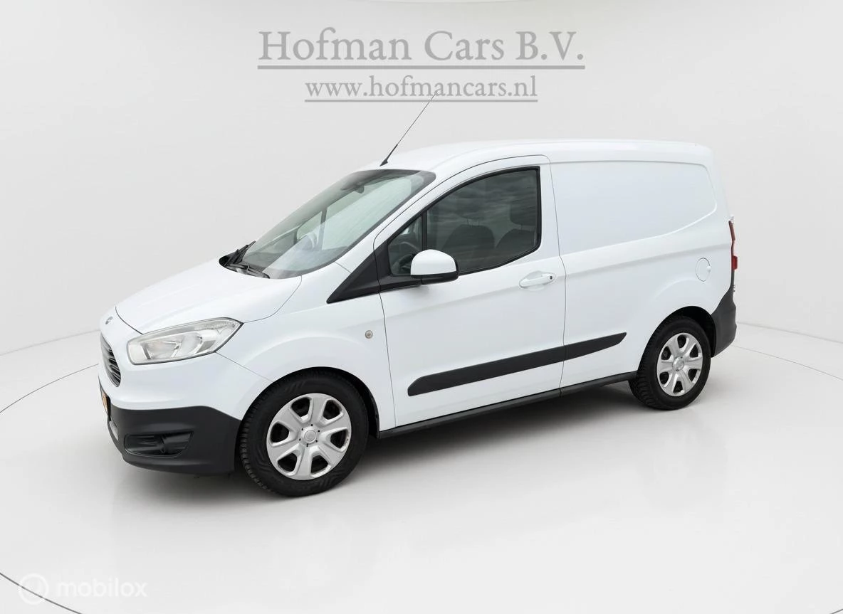 Hoofdafbeelding Ford Transit Courier