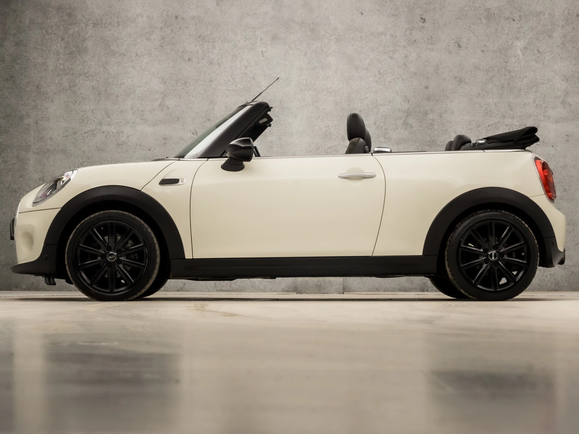 Hoofdafbeelding MINI Cooper Cabrio