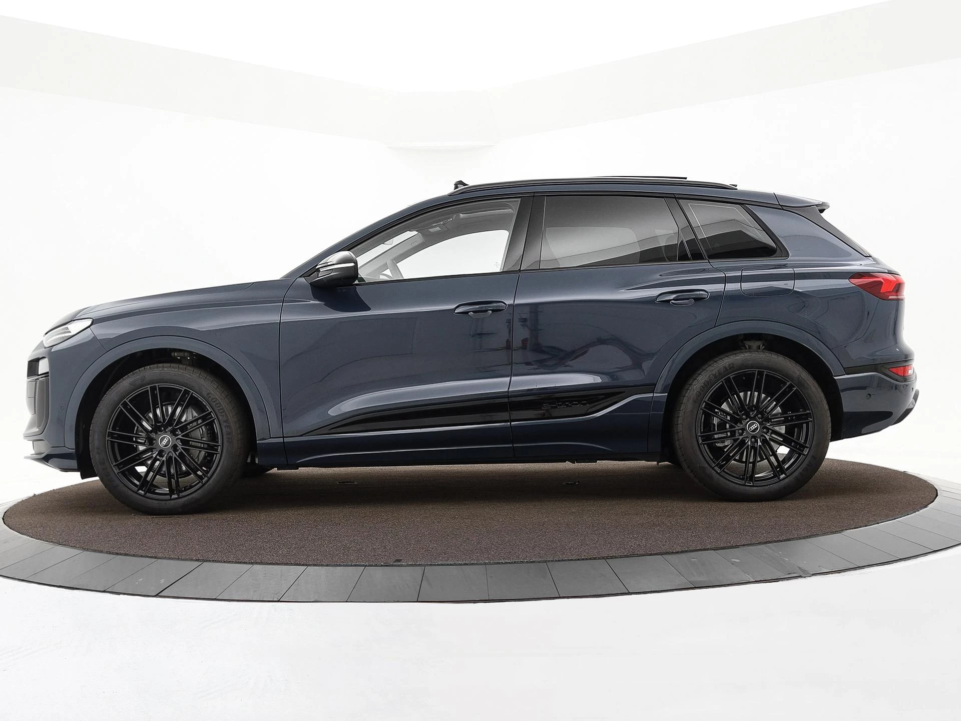 Hoofdafbeelding Audi Q6 e-tron