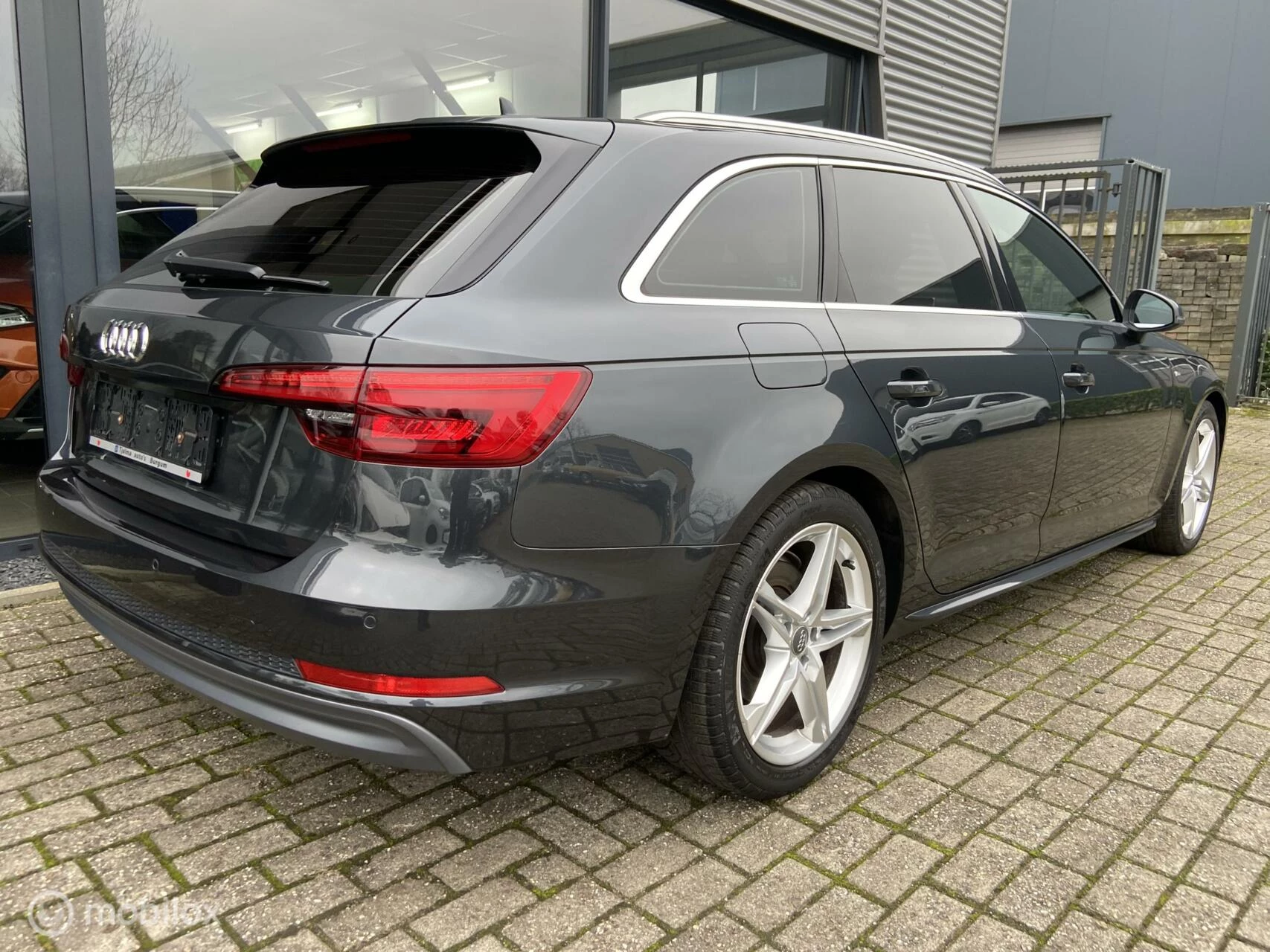 Hoofdafbeelding Audi A4