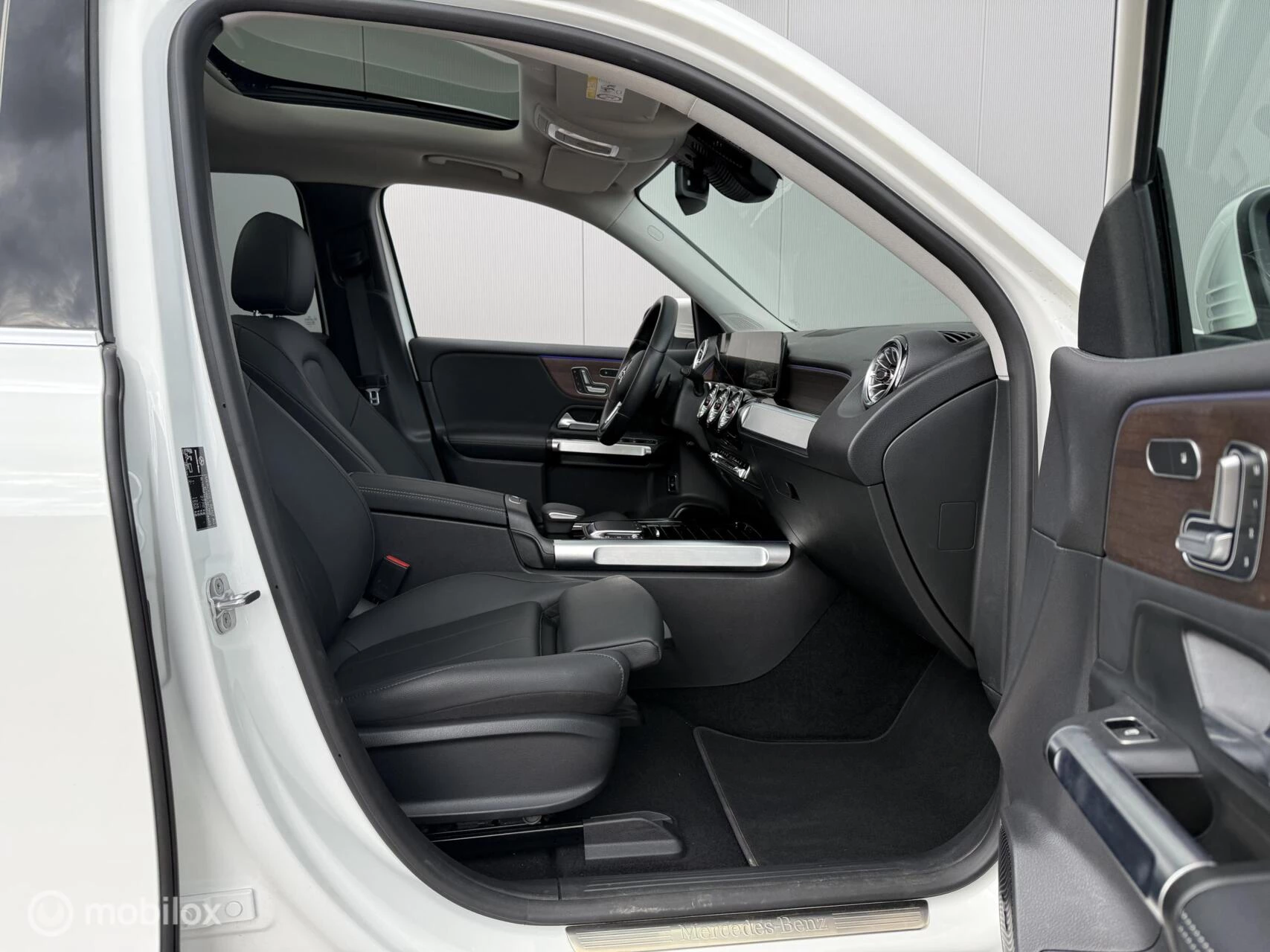 Hoofdafbeelding Mercedes-Benz EQB