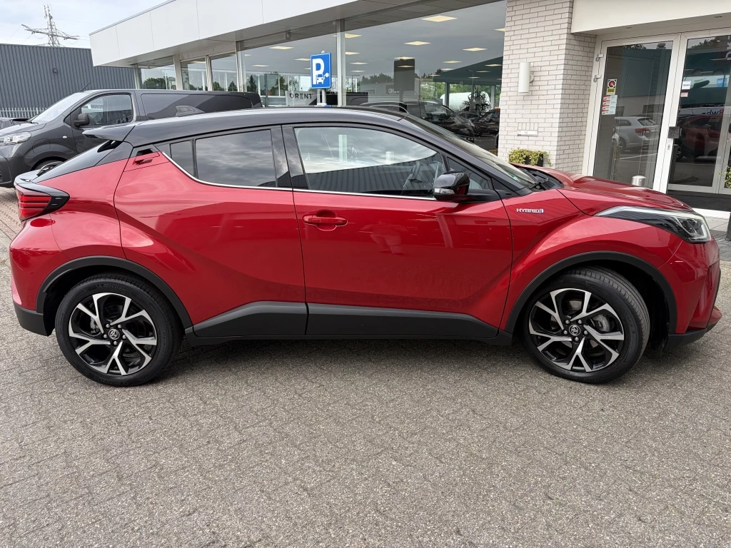 Hoofdafbeelding Toyota C-HR