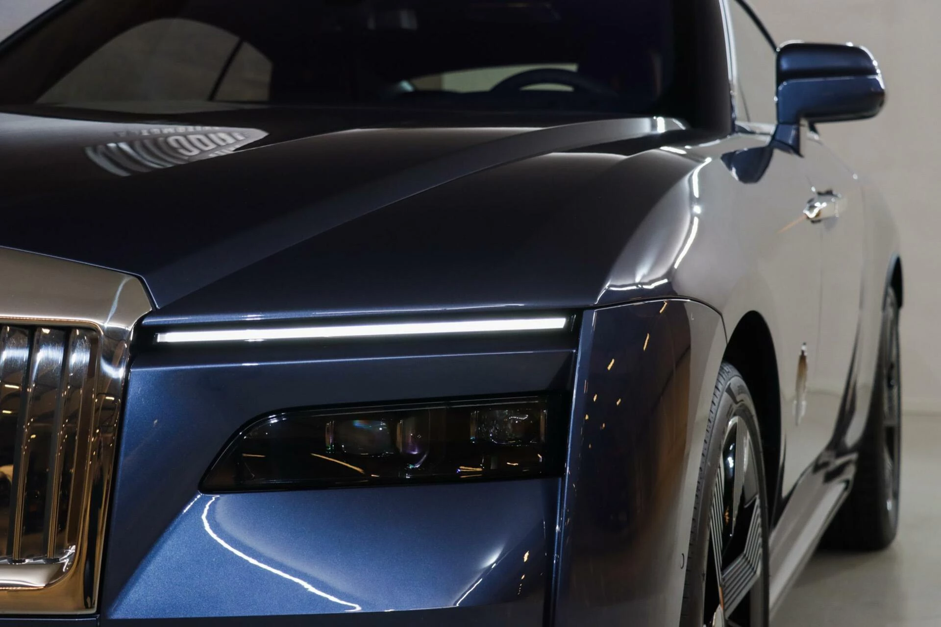 Hoofdafbeelding Rolls-Royce Spectre