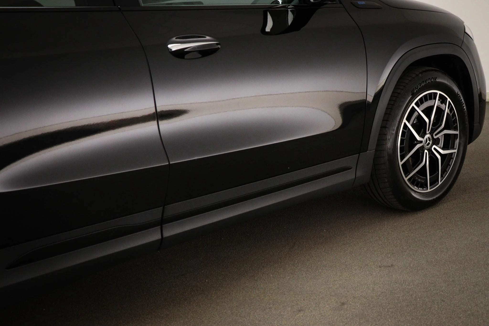 Hoofdafbeelding Mercedes-Benz EQA