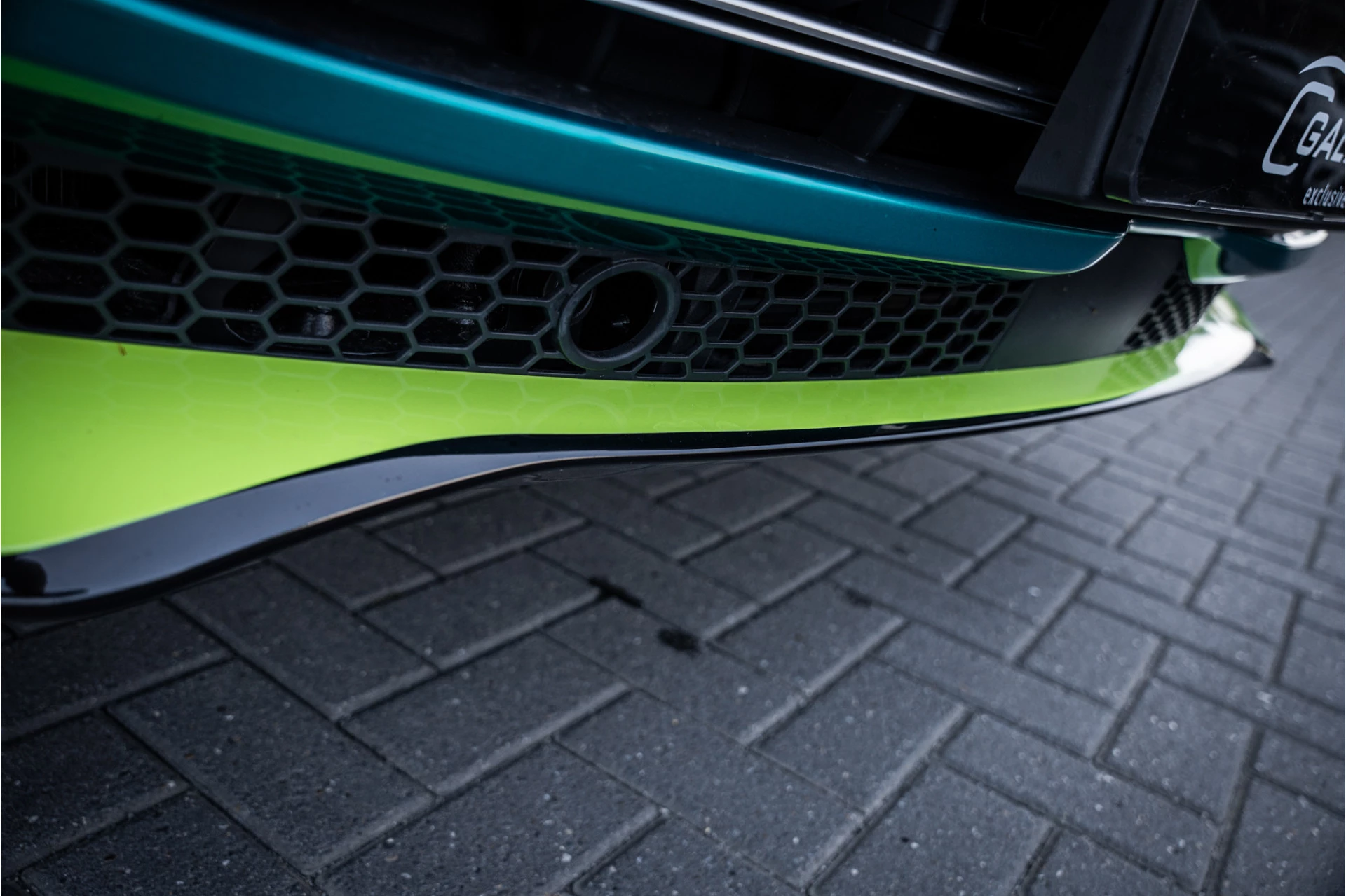 Hoofdafbeelding Aston Martin DBX