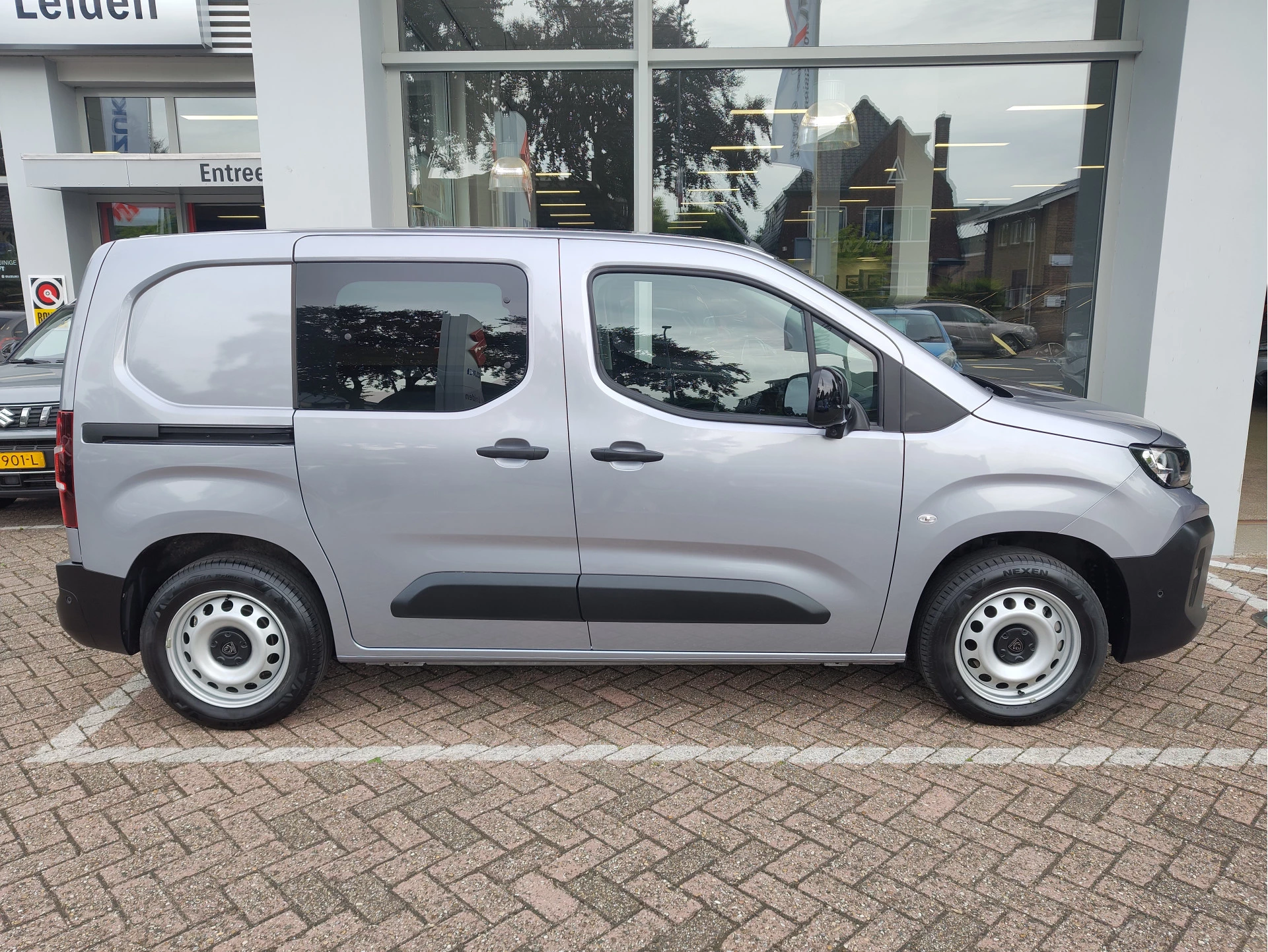Hoofdafbeelding Peugeot Partner