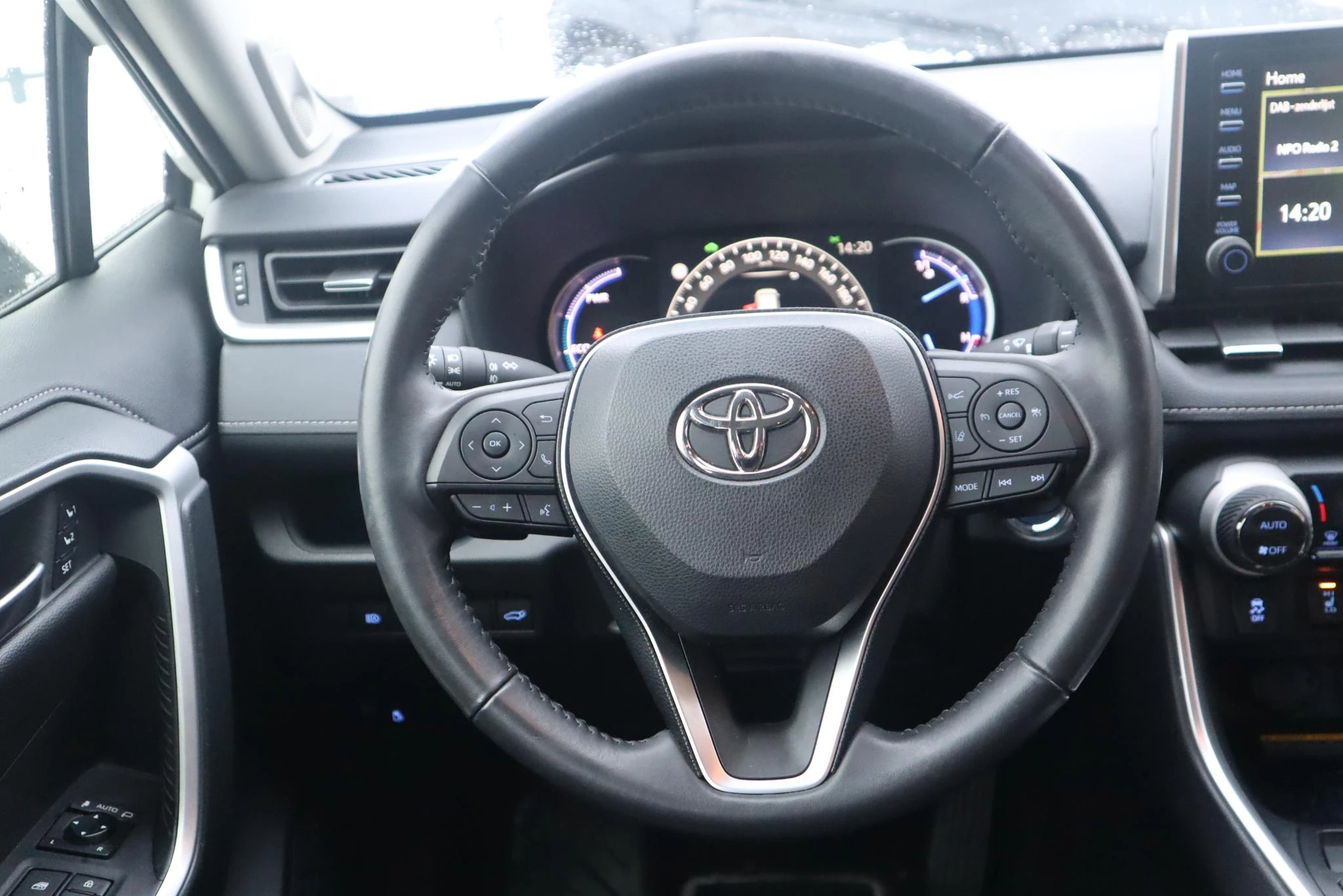 Hoofdafbeelding Toyota RAV4