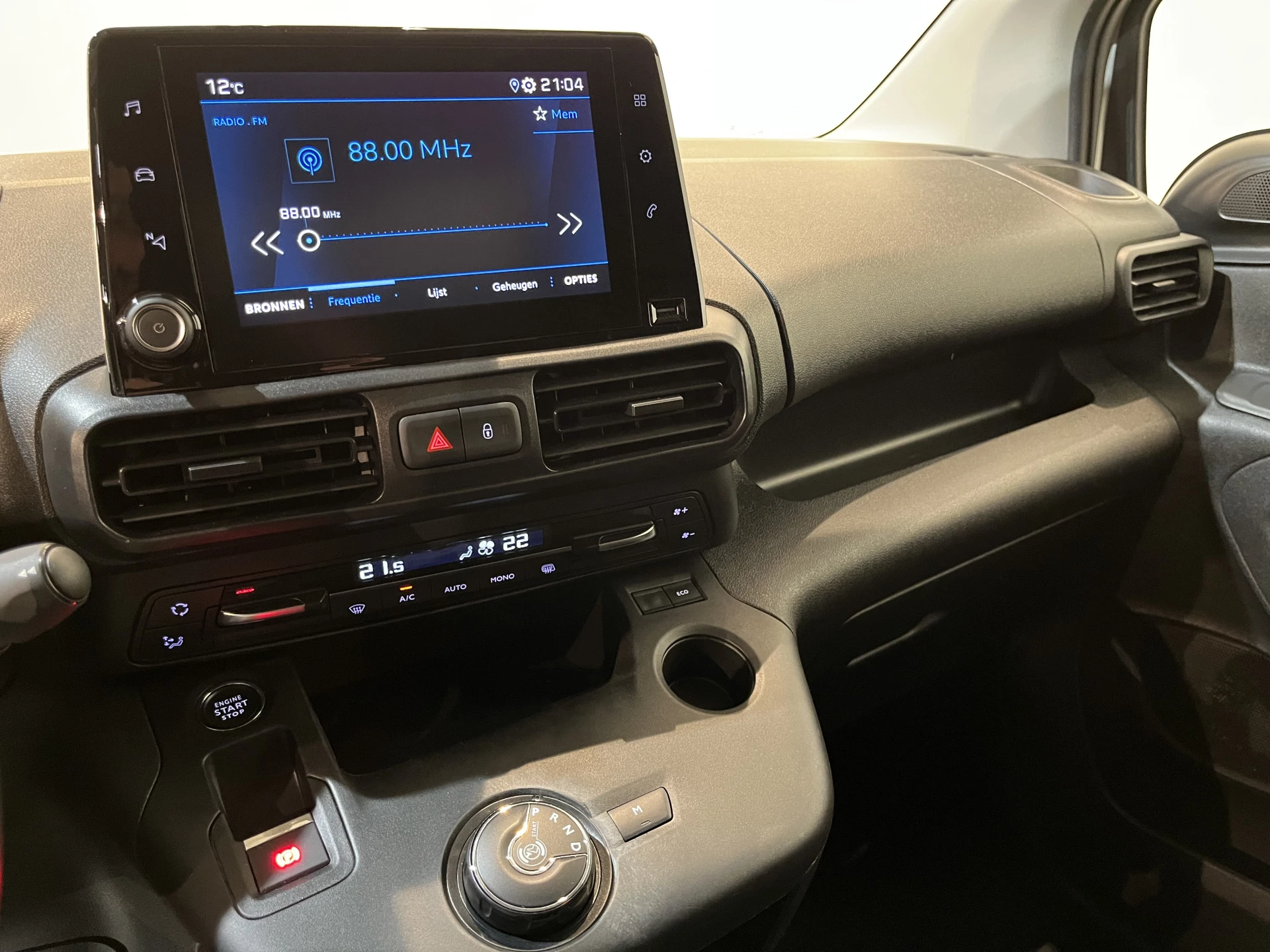 Hoofdafbeelding Peugeot Partner