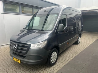 Mercedes-Benz Sprinter 317 L2H2 lichte zij schade