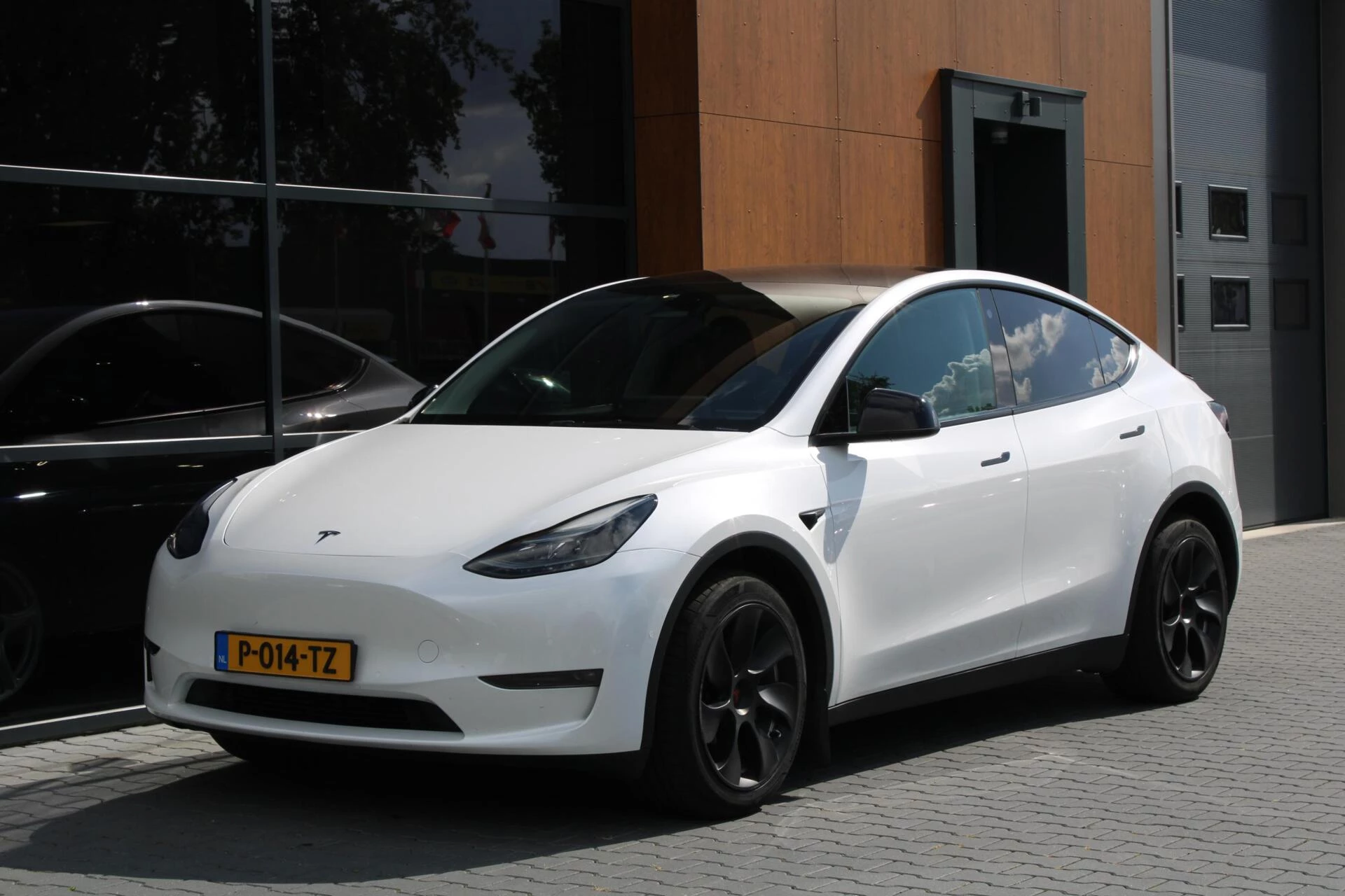 Hoofdafbeelding Tesla Model Y