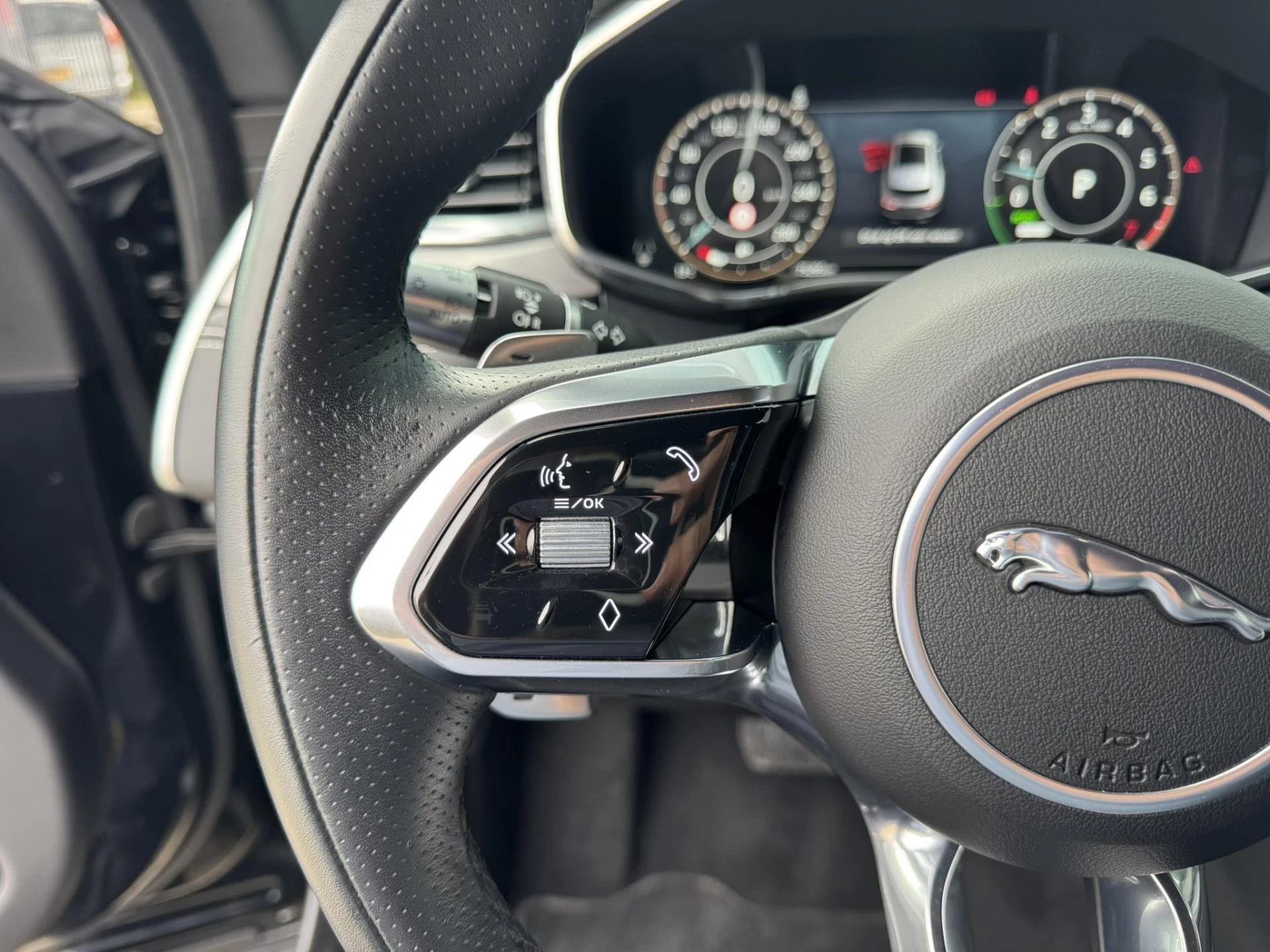 Hoofdafbeelding Jaguar F-PACE