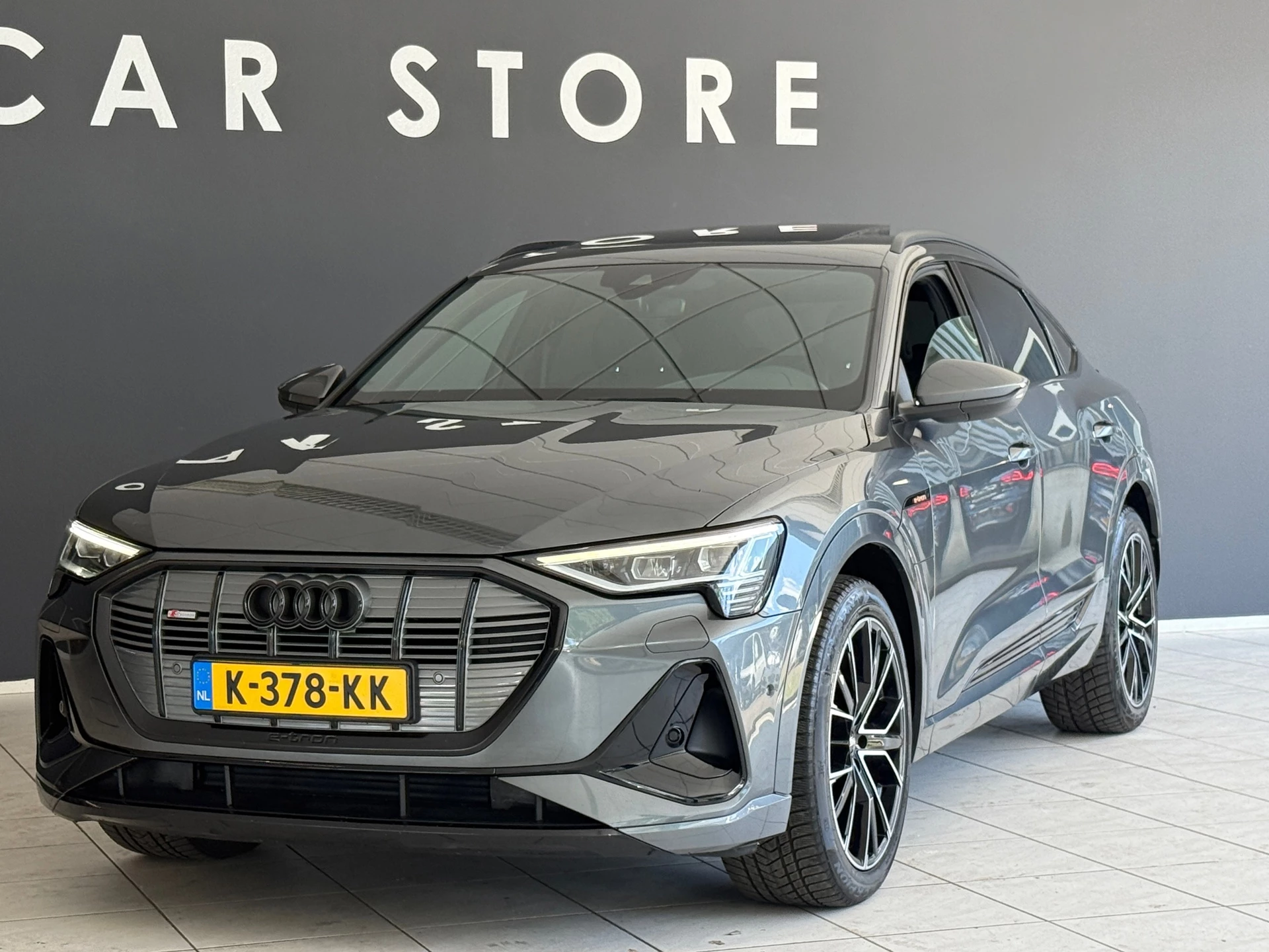 Hoofdafbeelding Audi e-tron