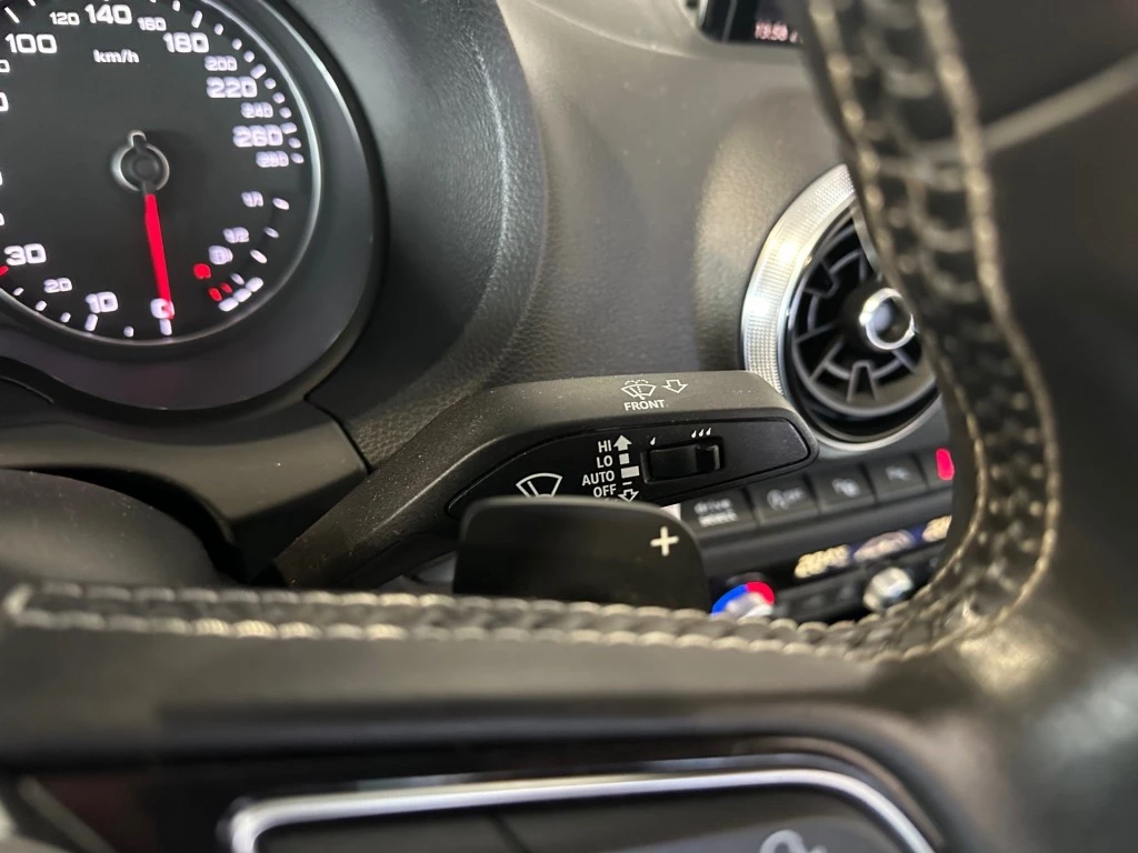 Hoofdafbeelding Audi Cabriolet