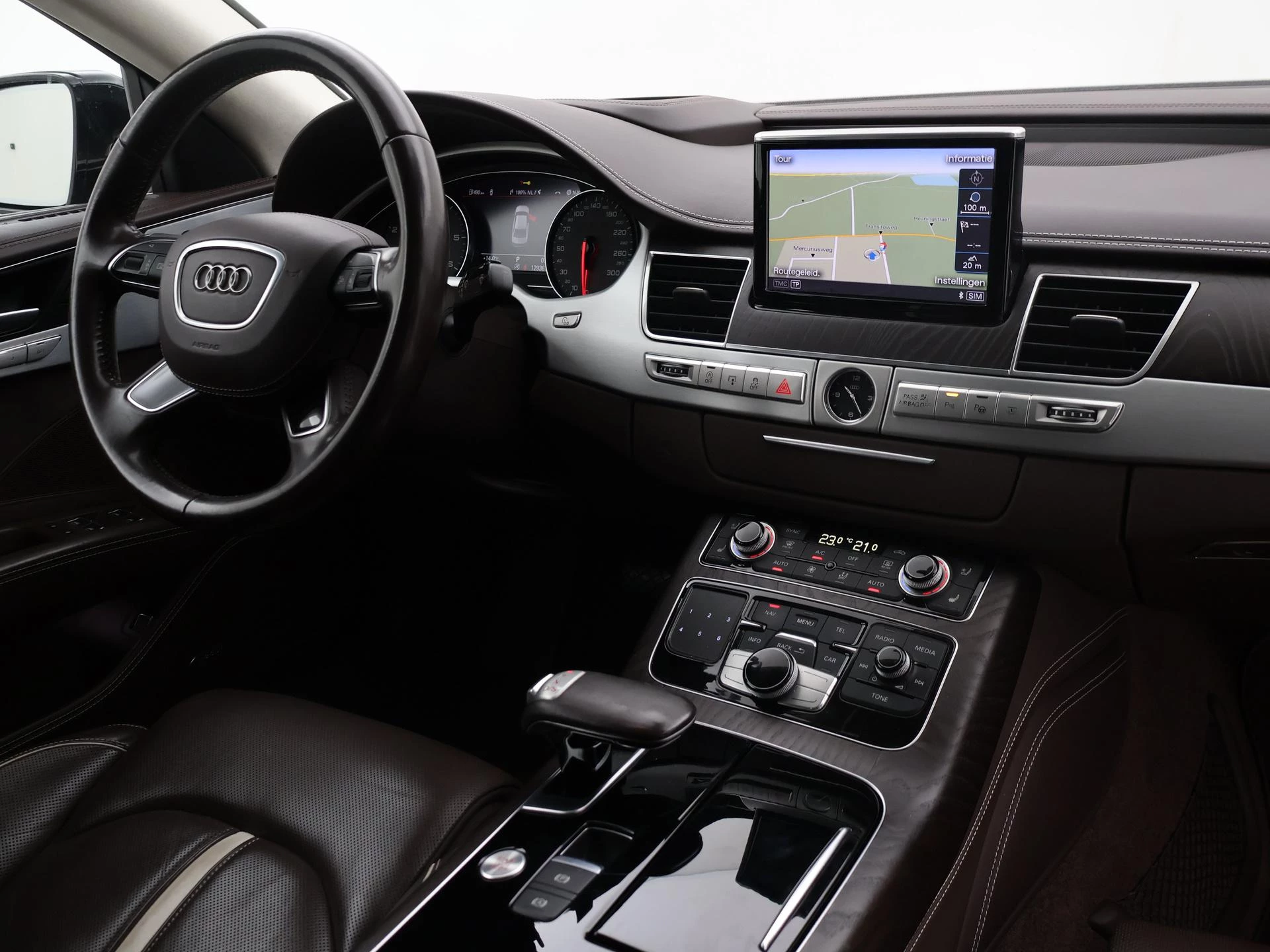 Hoofdafbeelding Audi A8