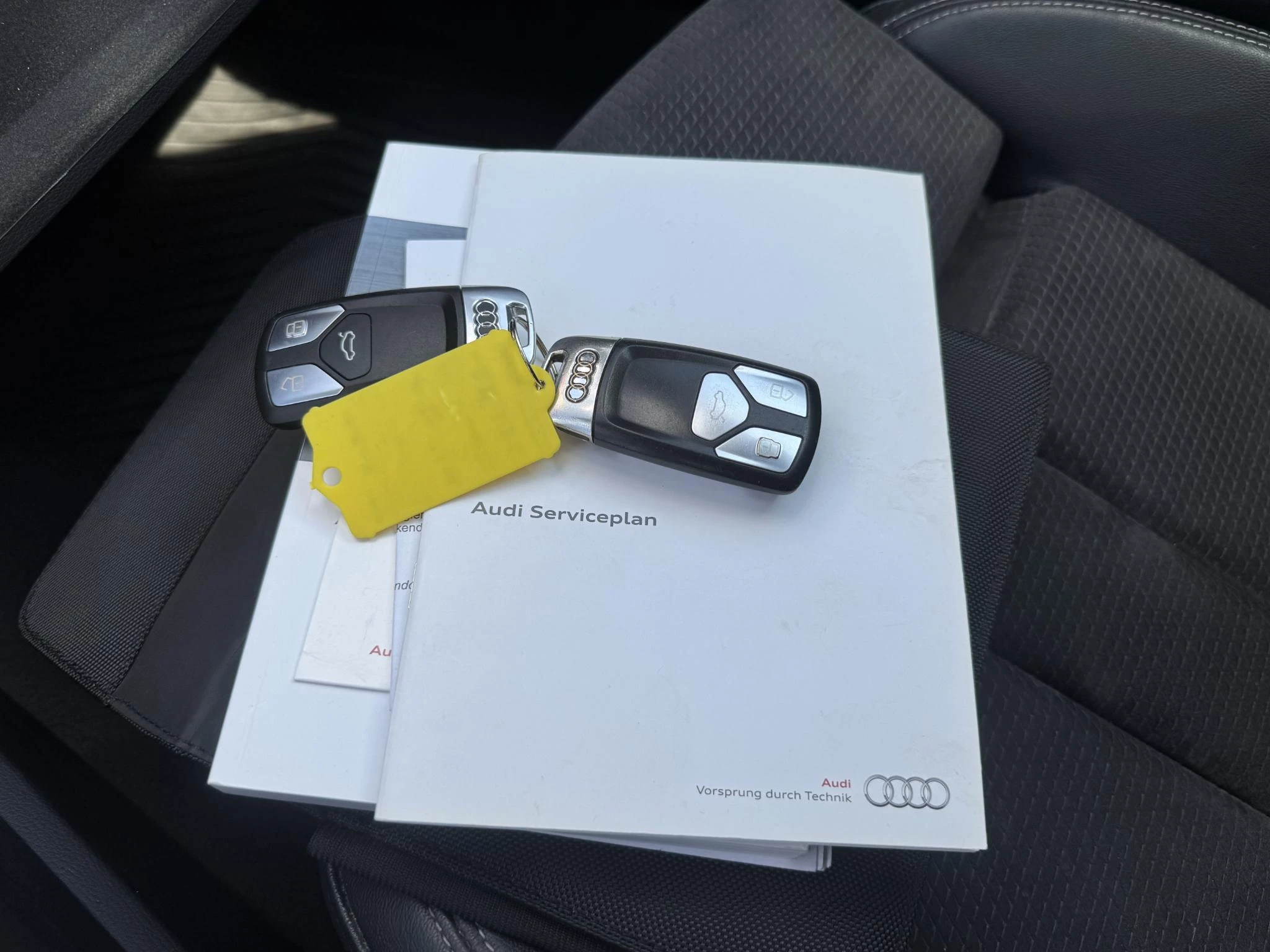 Hoofdafbeelding Audi A4