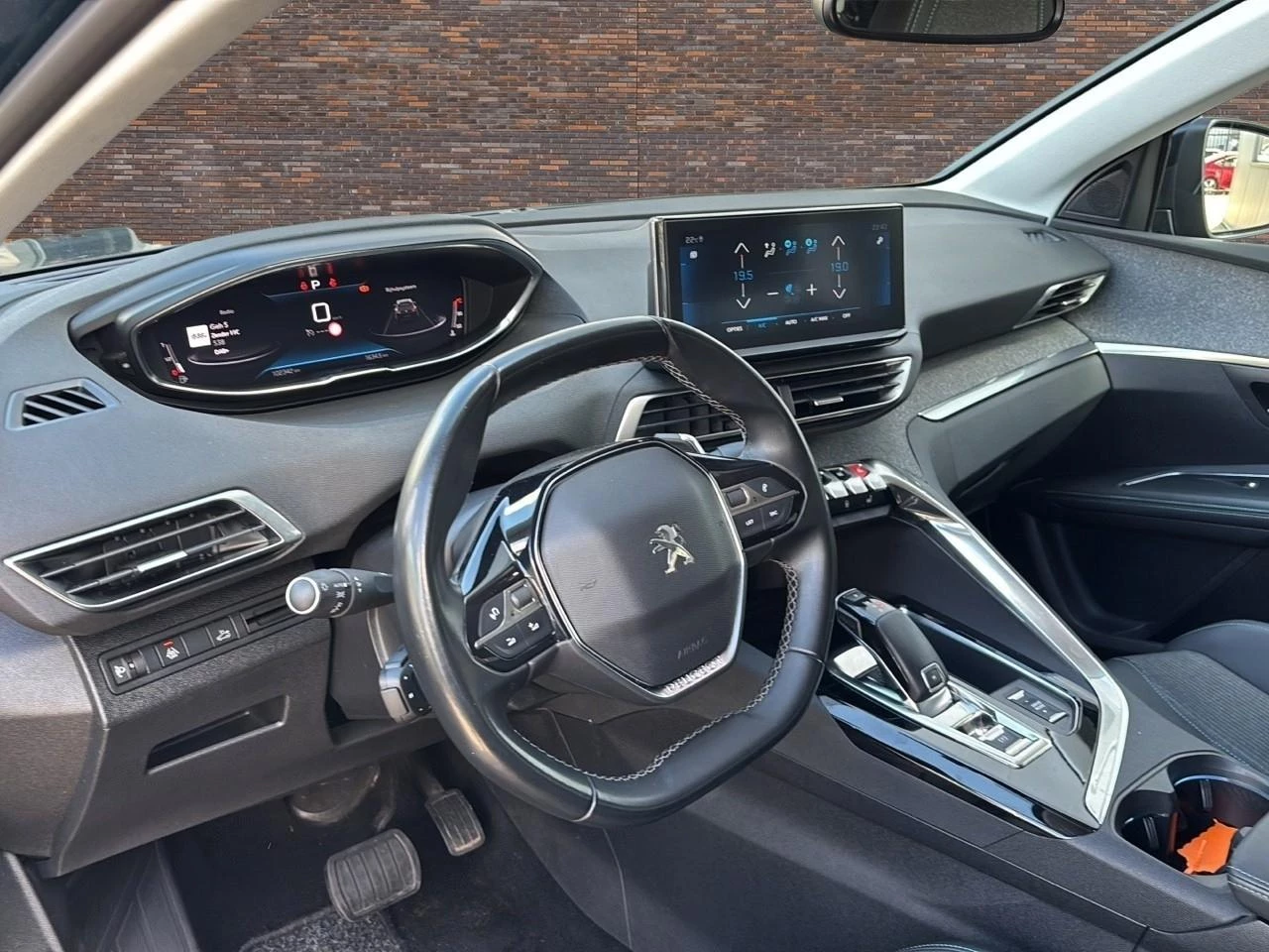 Hoofdafbeelding Peugeot 5008