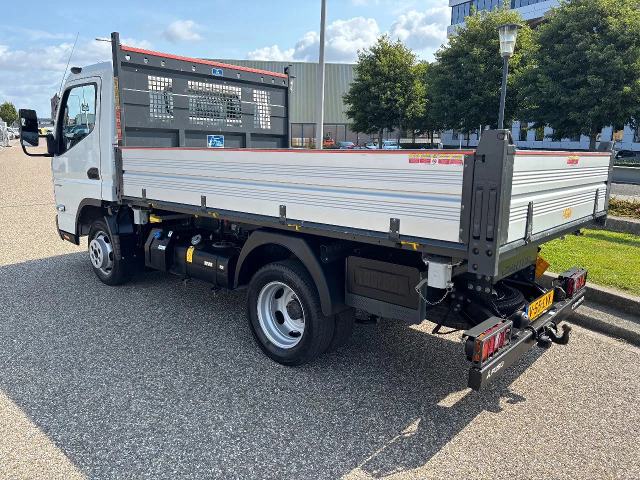 Hoofdafbeelding FUSO Canter