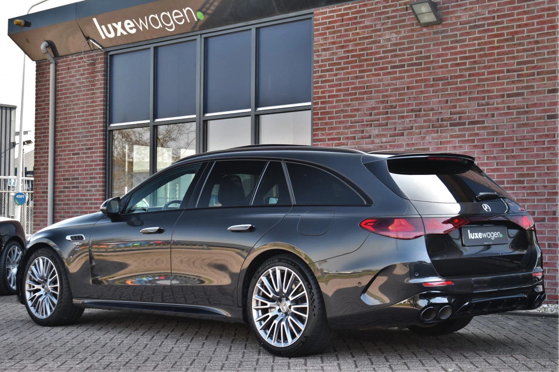 Hoofdafbeelding Mercedes-Benz E-Klasse