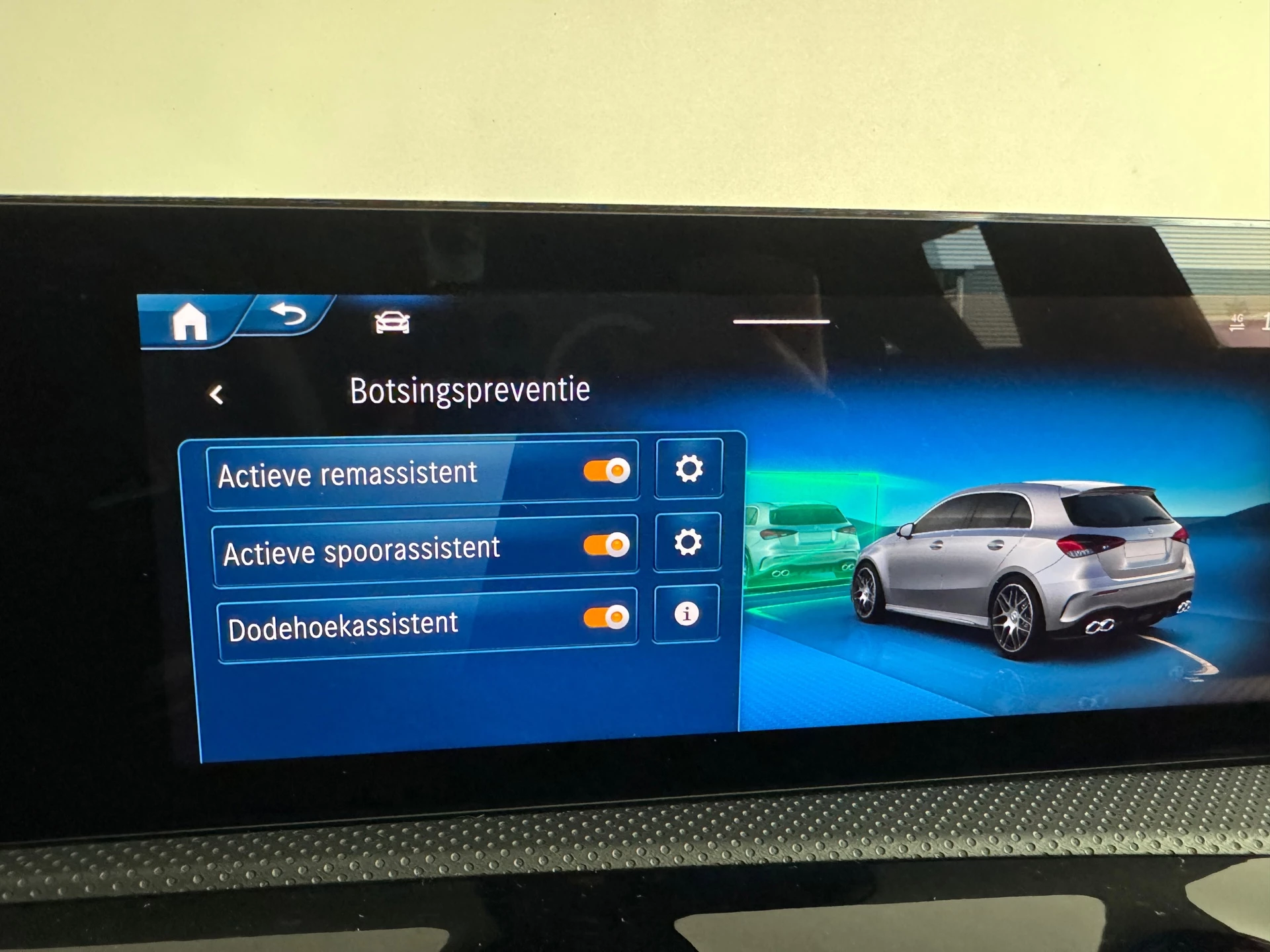Hoofdafbeelding Mercedes-Benz A-Klasse