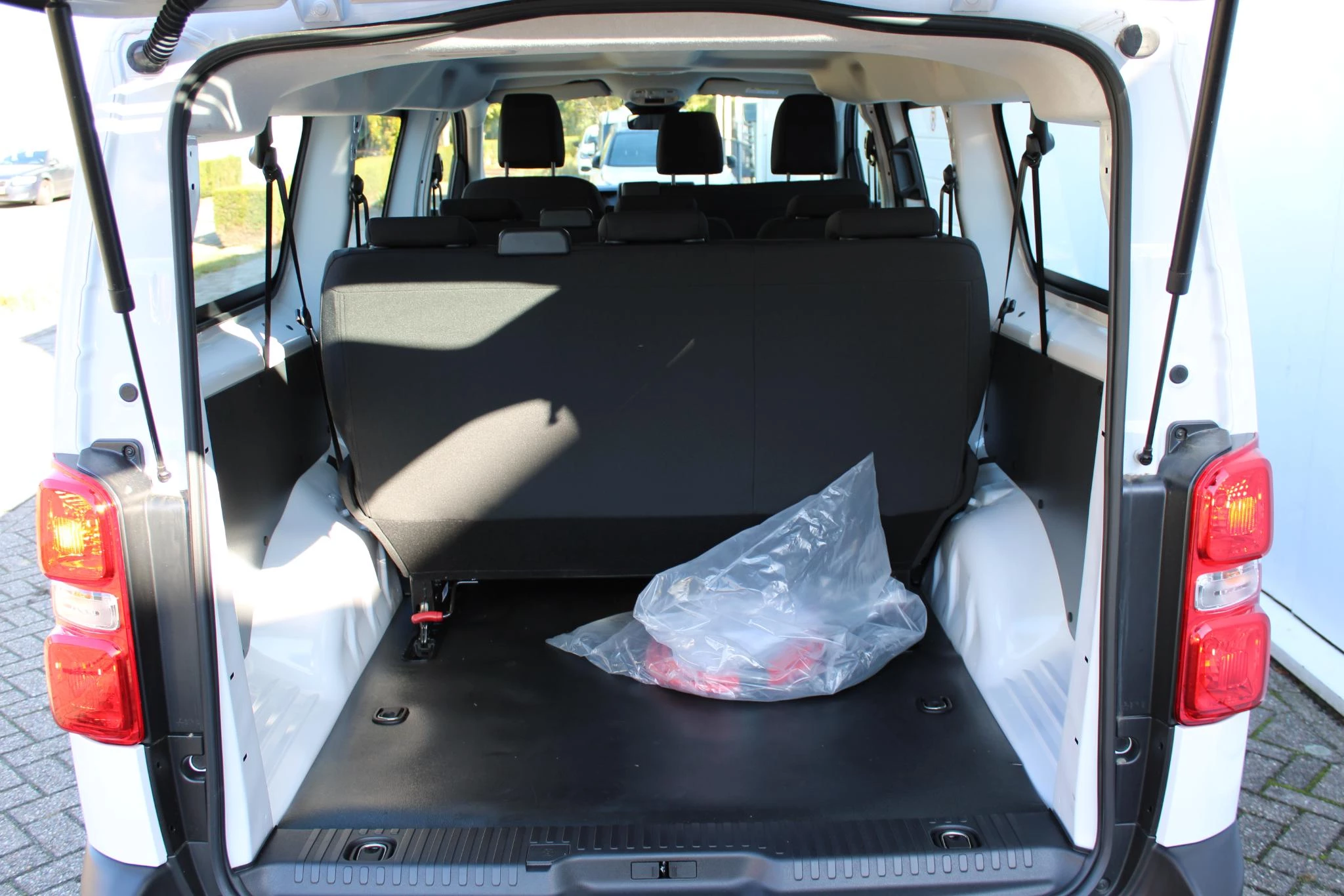 Hoofdafbeelding Opel Vivaro-e