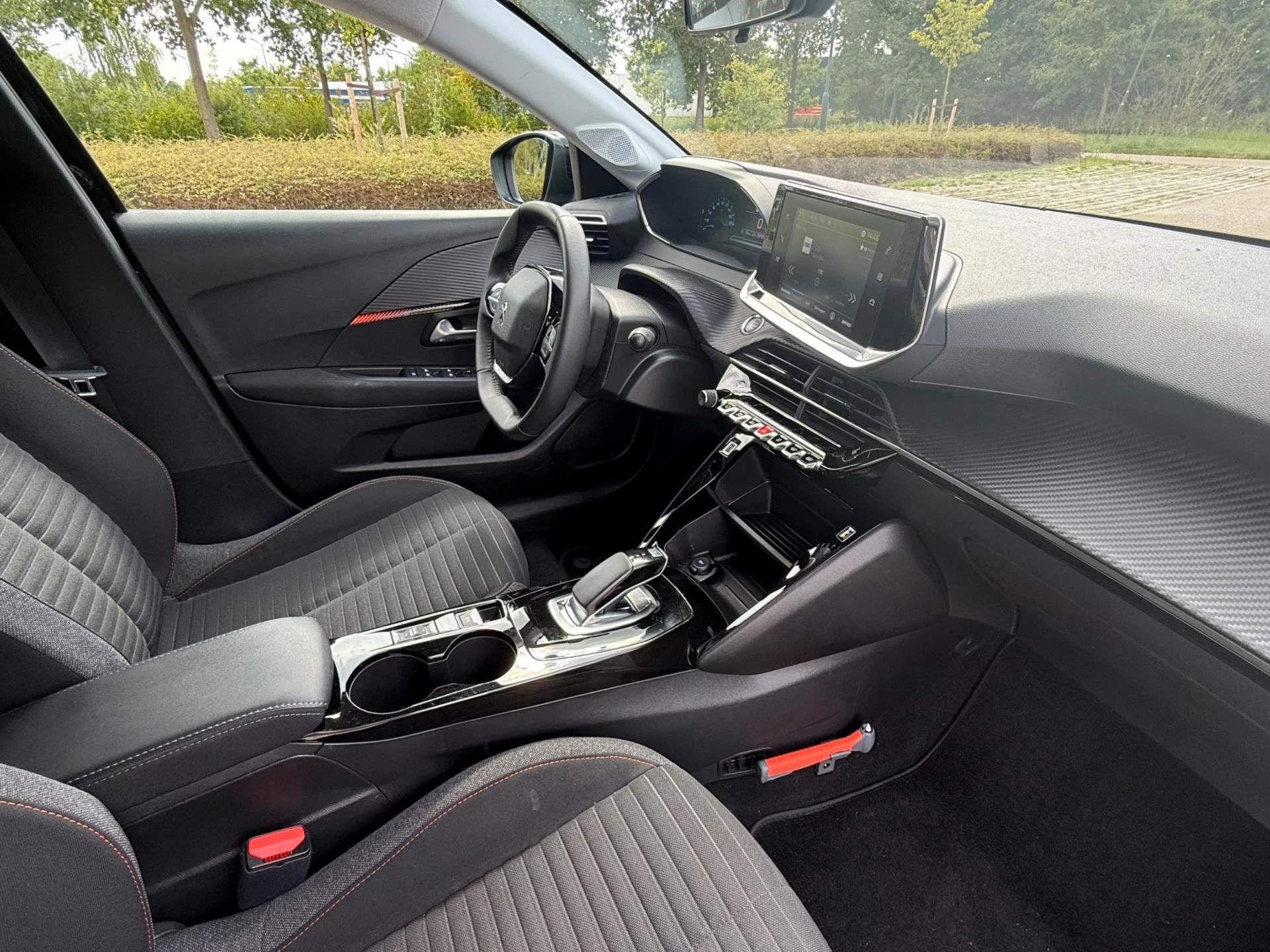 Hoofdafbeelding Peugeot e-208