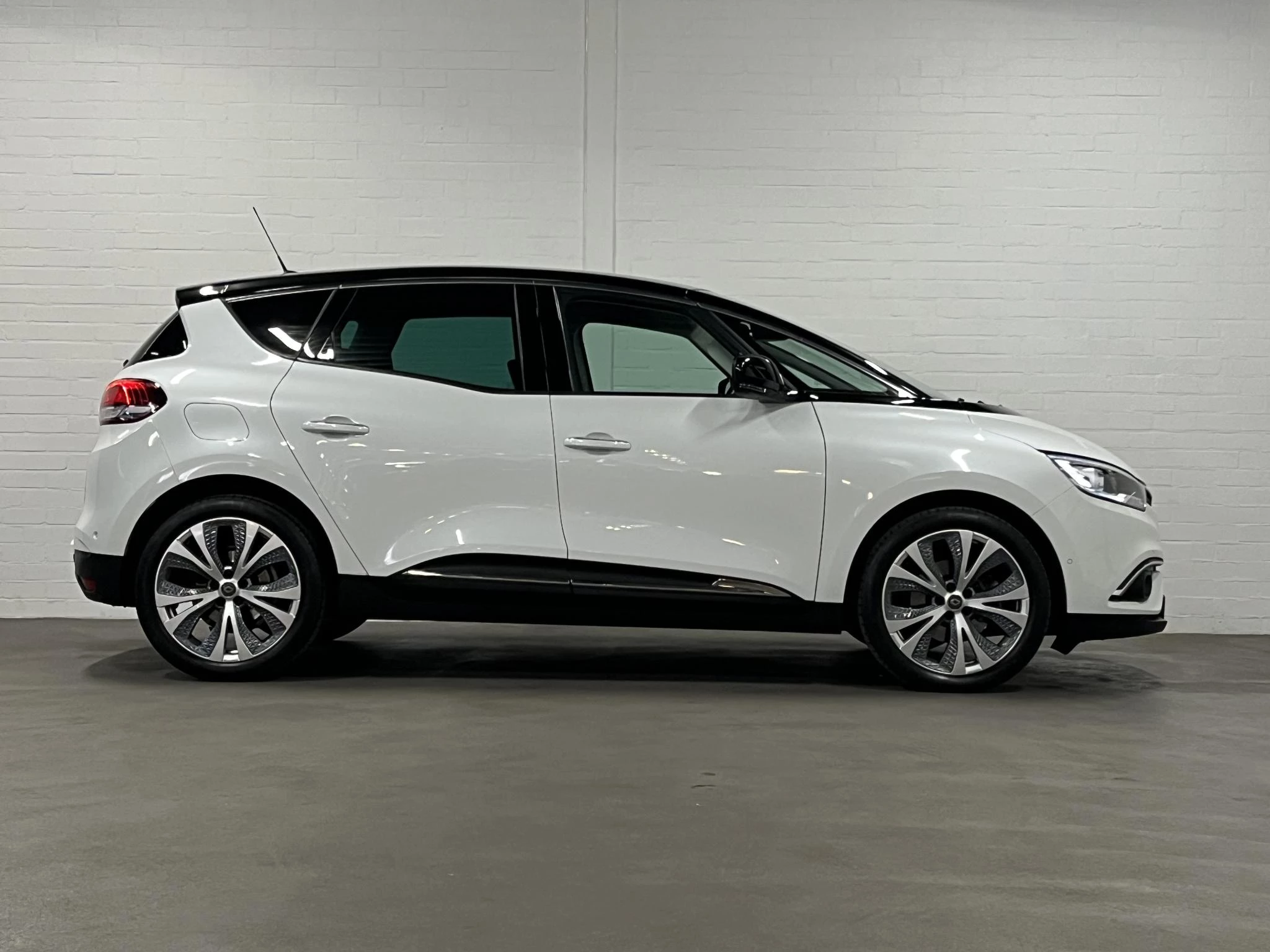 Hoofdafbeelding Renault Scénic